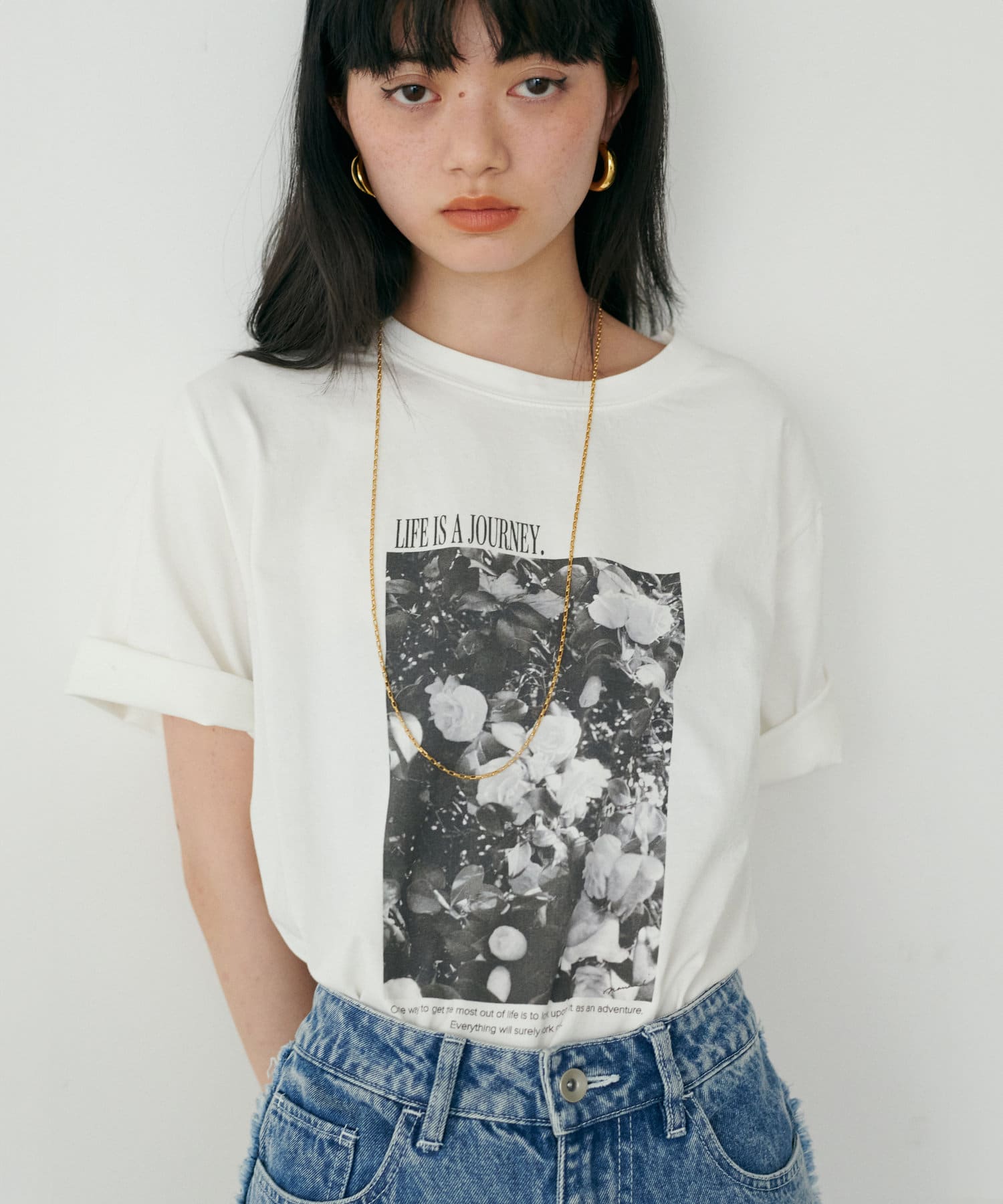 【2025SS LARUTA】ロゴ×photoT〈サスティナブル企画〉■Design　LARUTAスタッフがフランスのパリ、南フランスでフィルムカメラにて撮影した写真とメッセージ性のあるロゴが施された