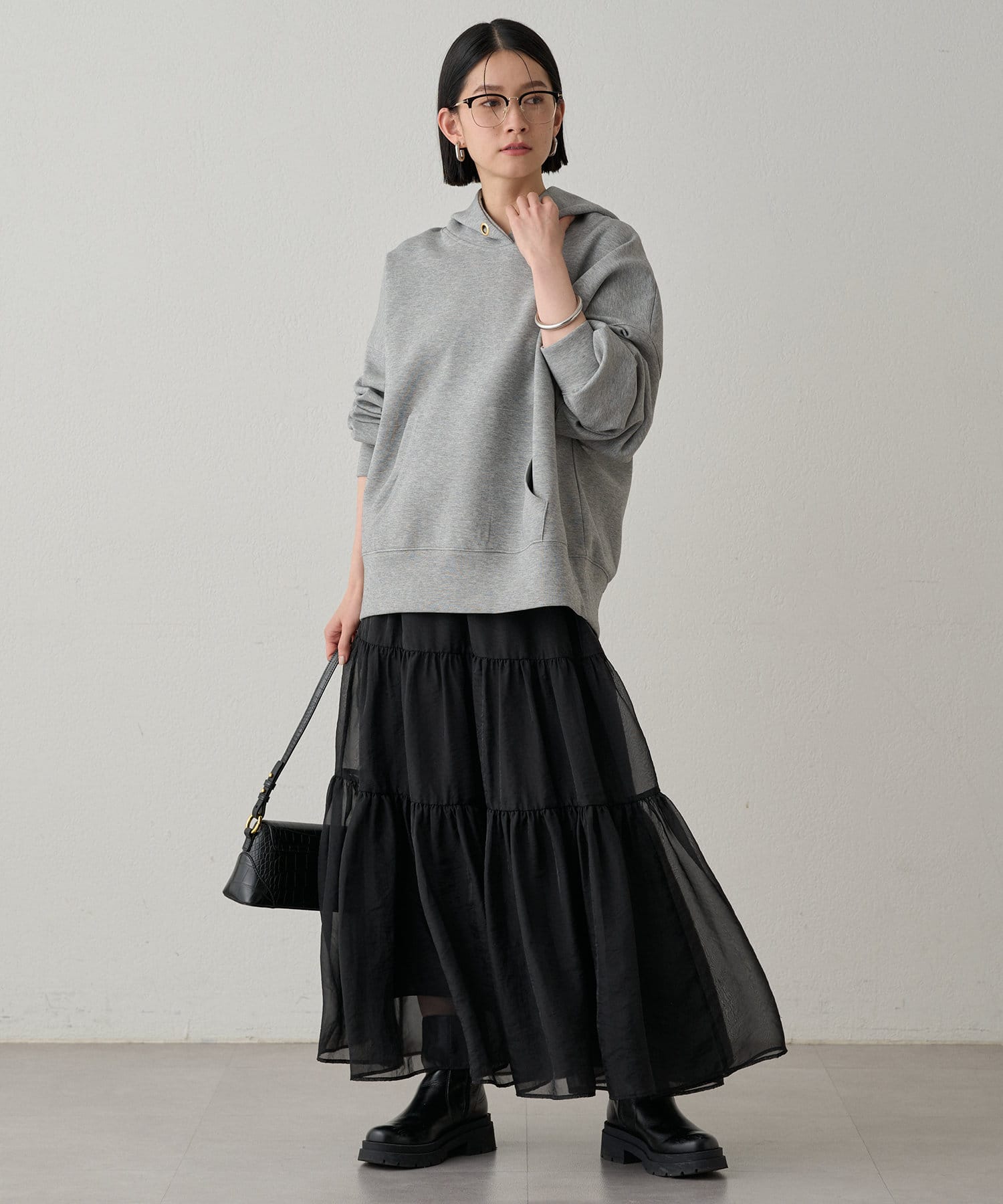 Loungedress】ポンチフーディー | OUTLET(アウトレット