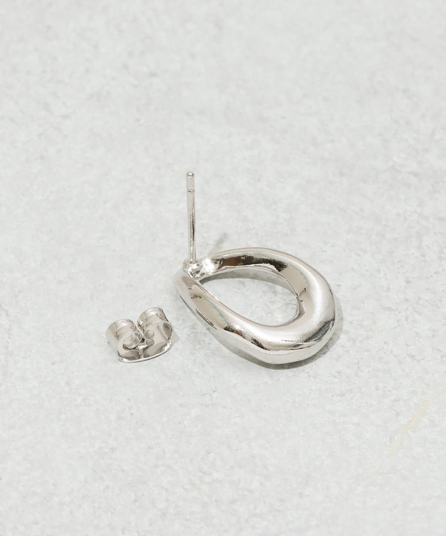 3COINS(スリーコインズ) メタルシズクピアス