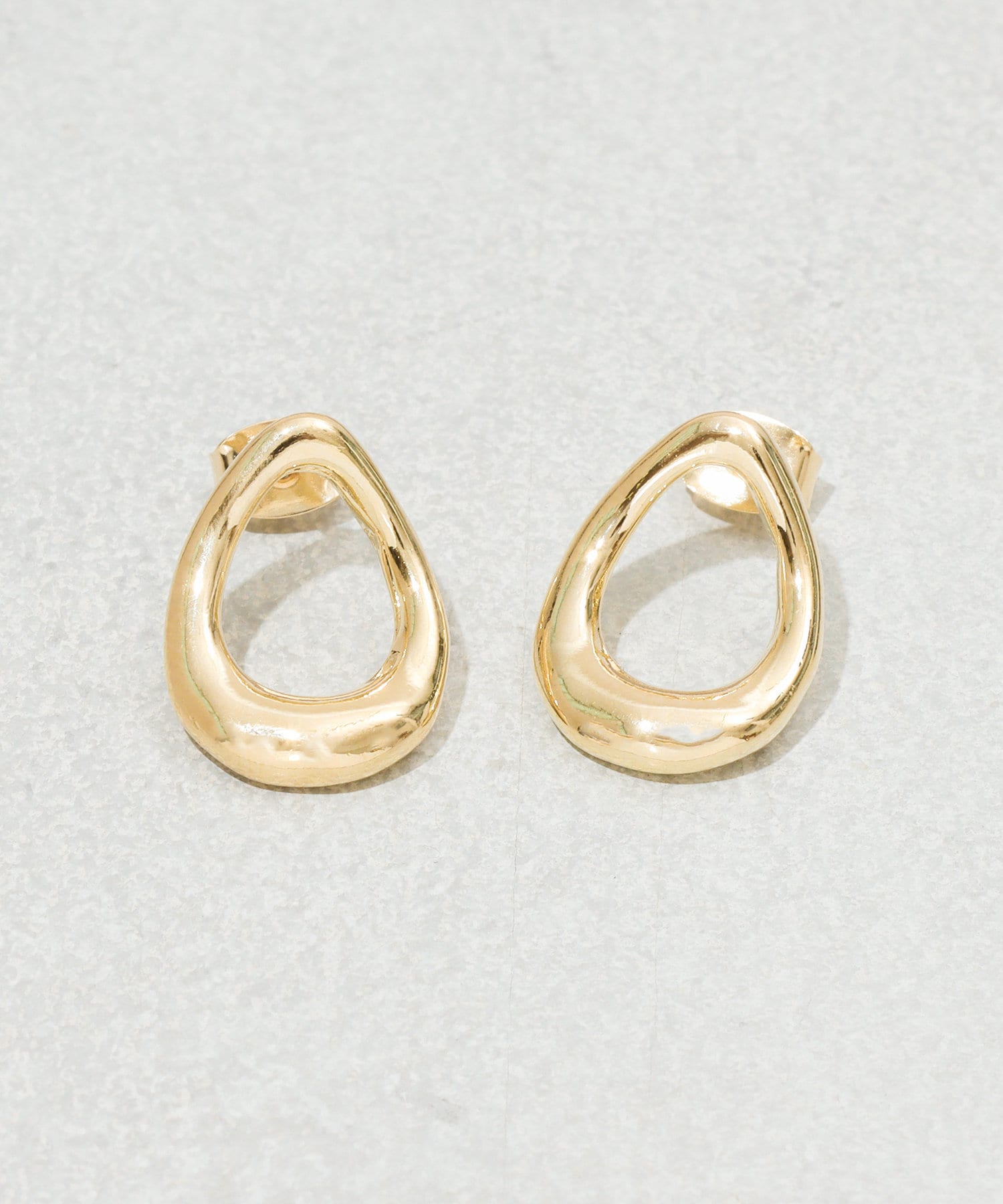 3COINS(スリーコインズ) メタルシズクピアス