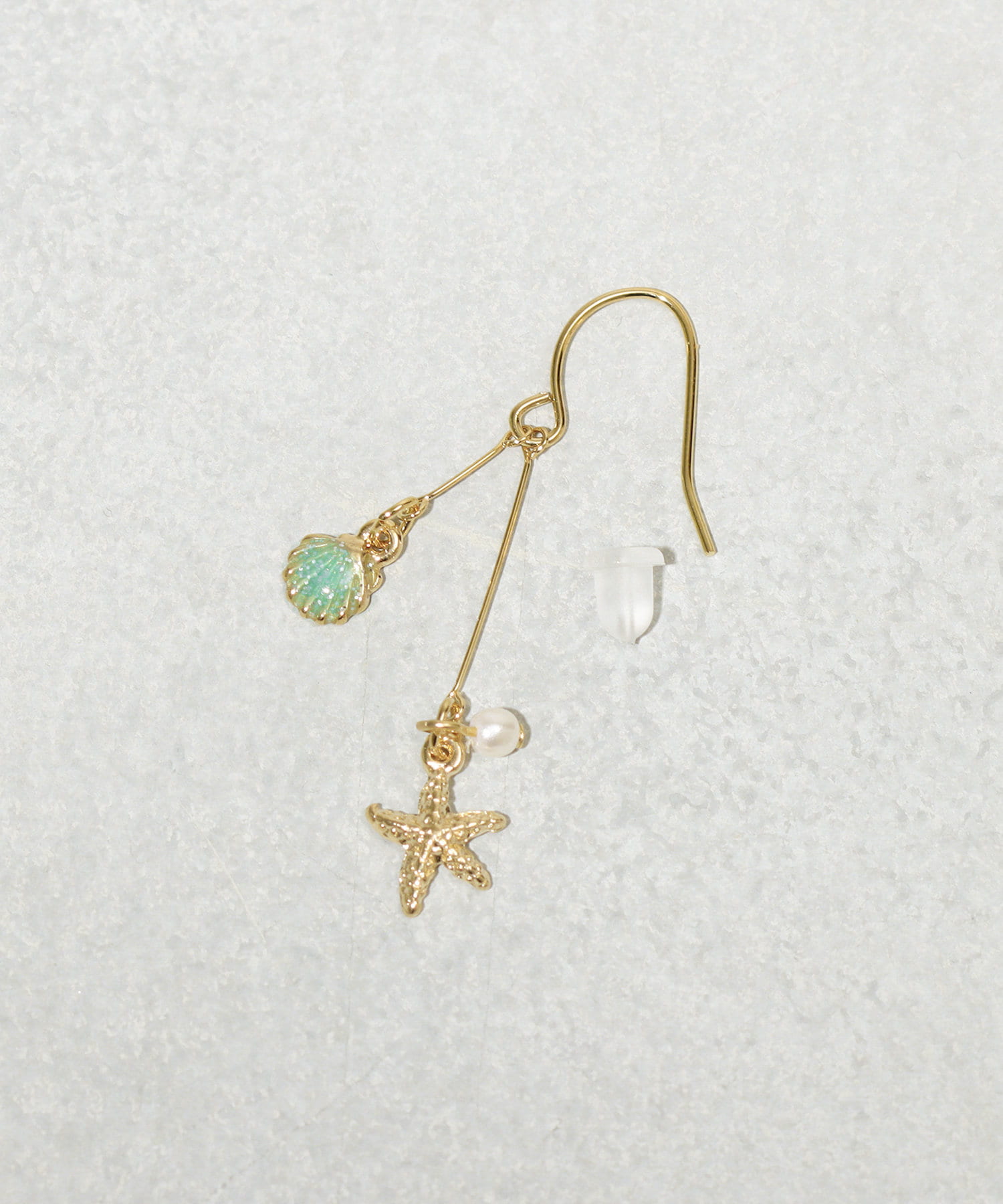3COINS(スリーコインズ) ミニスターフィッシュシェルピアス
