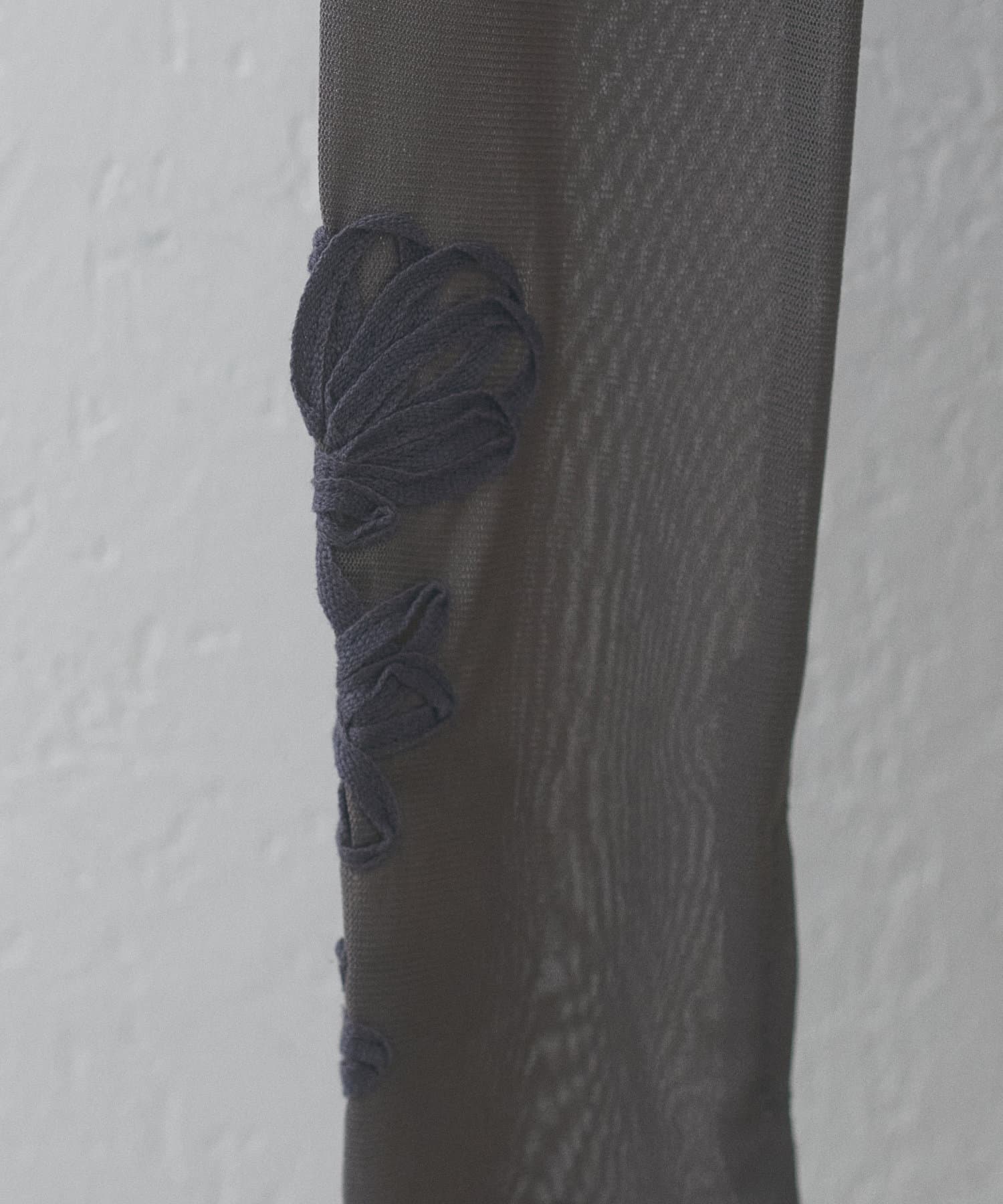 NICE CLAUP / OLIVE des OLIVE OUTLET(ナイスクラップ  / オリーブ デ オリーブ アウトレット) 【natural couture】ネットチュール配色柄刺繍プルオーバー
