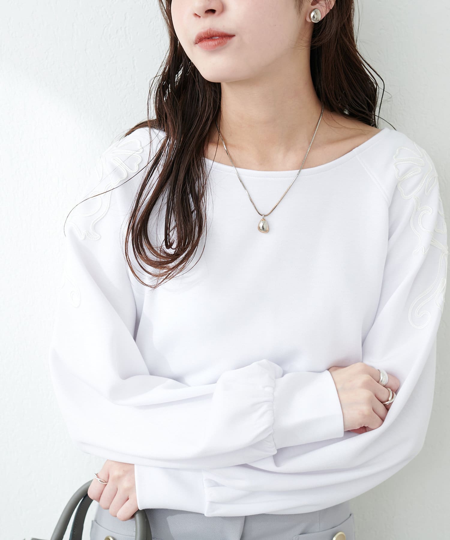 NICE CLAUP / OLIVE des OLIVE OUTLET(ナイスクラップ  / オリーブ デ オリーブ アウトレット) 【natural couture】コード刺しゅうカットソー