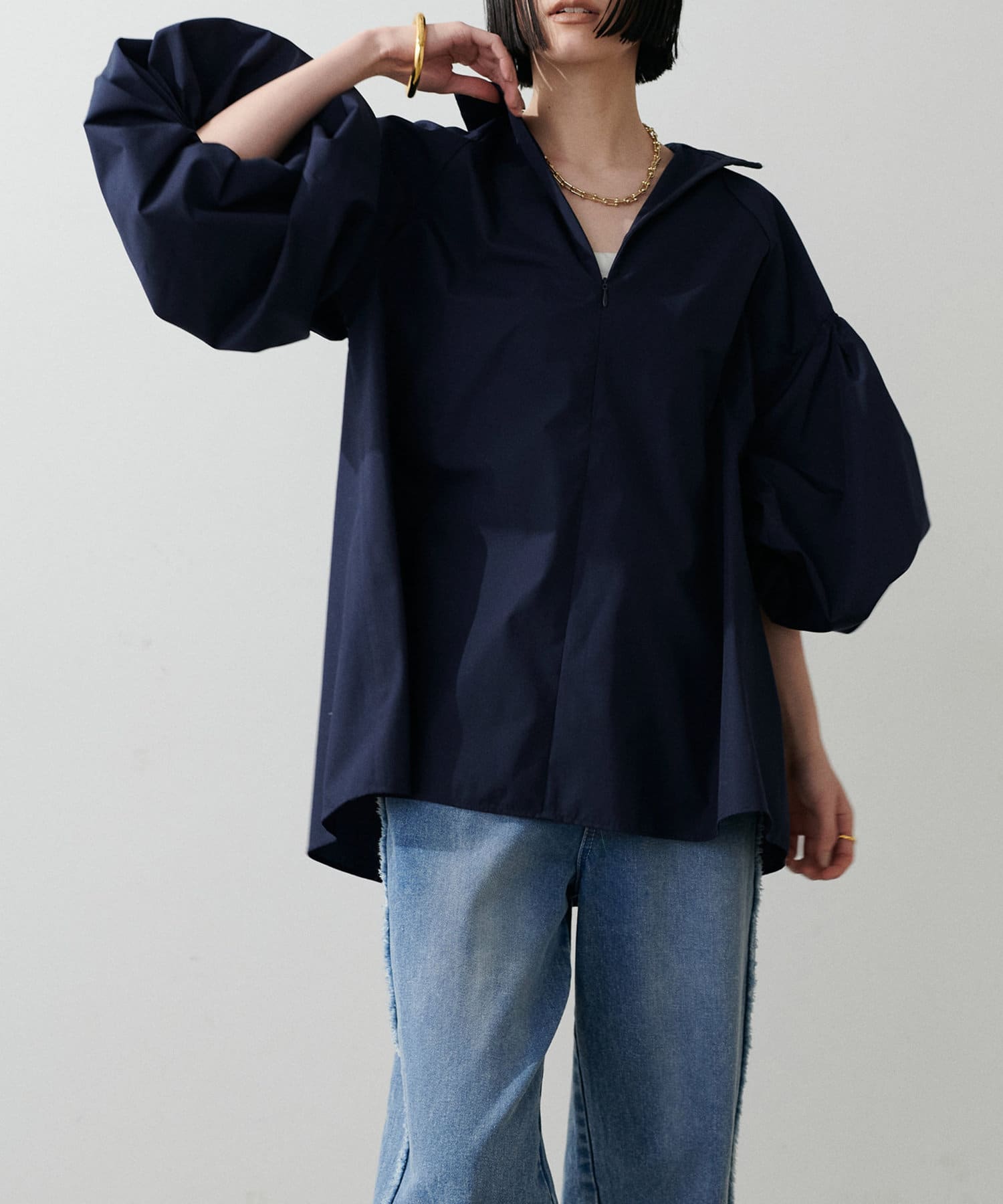 NICE CLAUP / OLIVE des OLIVE OUTLET(ナイスクラップ  / オリーブ デ オリーブ アウトレット) 【LARUTA】ギャザースリーブ前後２WAYブラウス