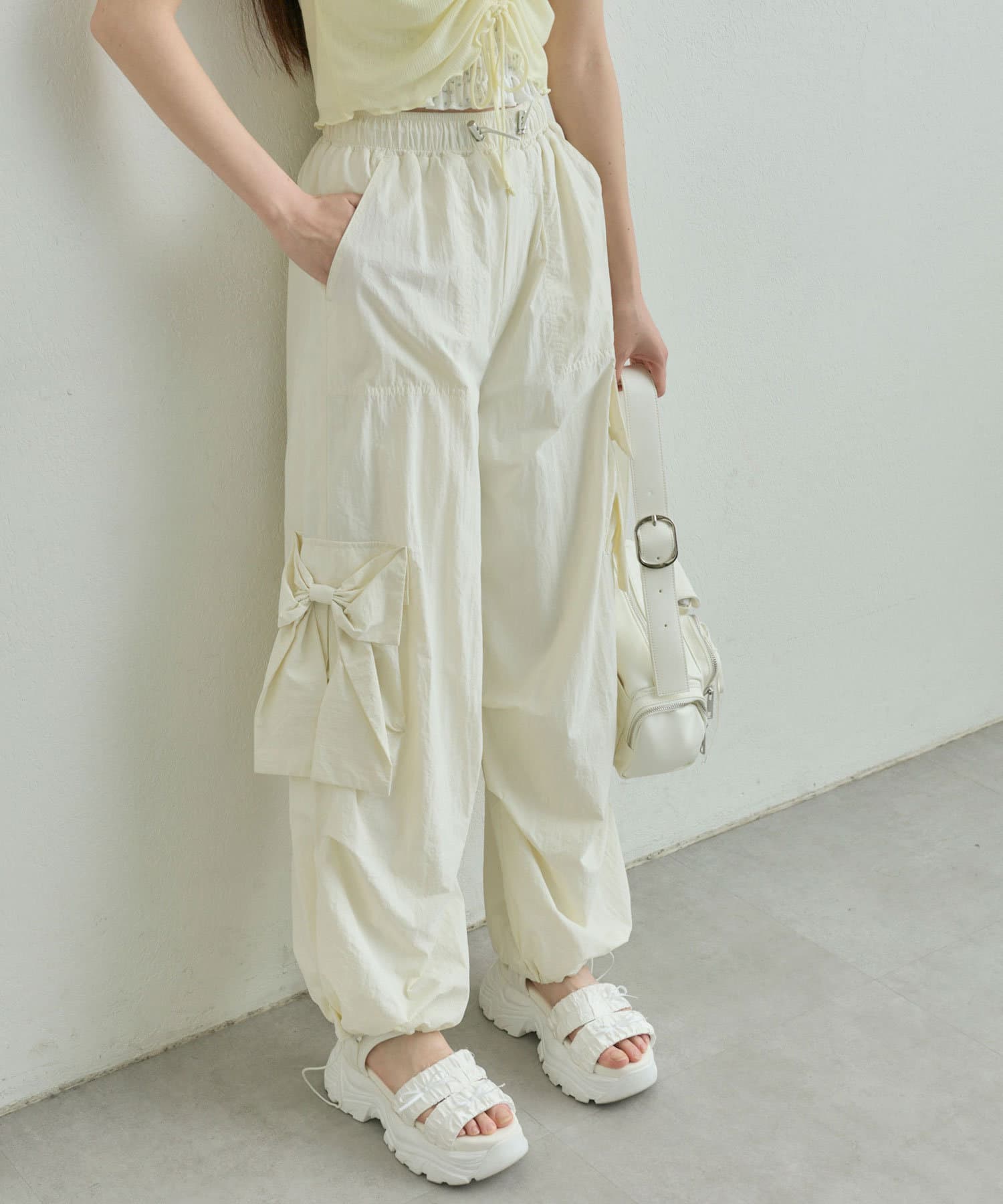 OLIVE des OLIVE(オリーブ デ オリーブ) 映えカーゴパンツ