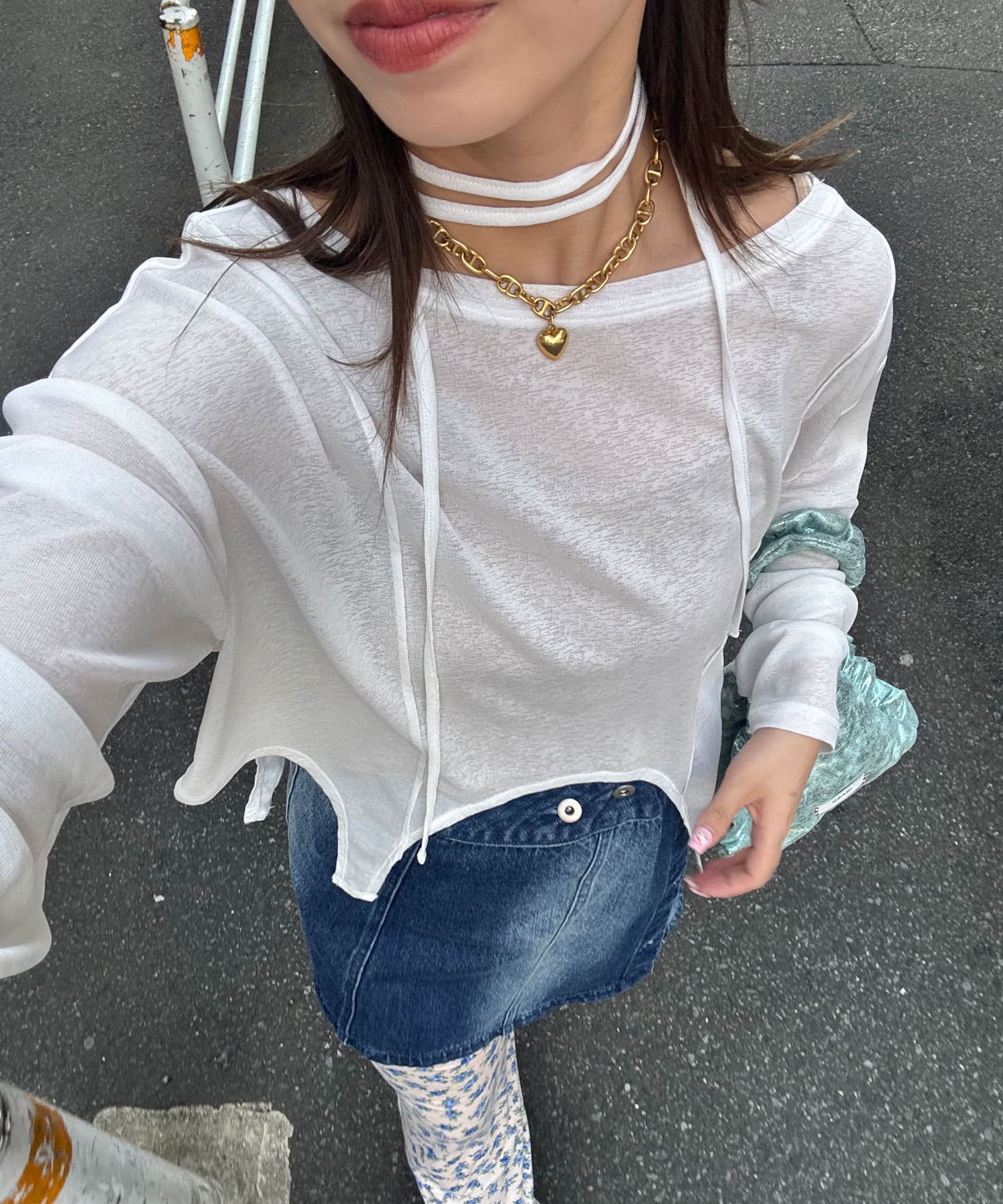タグ付き♡GOLDS♡ハートチャーム＆ダブルジッパー♡チョーカー付きトップス♡白 チョーカー付きガーターシアートップス | CIAOPANIC(チャオ