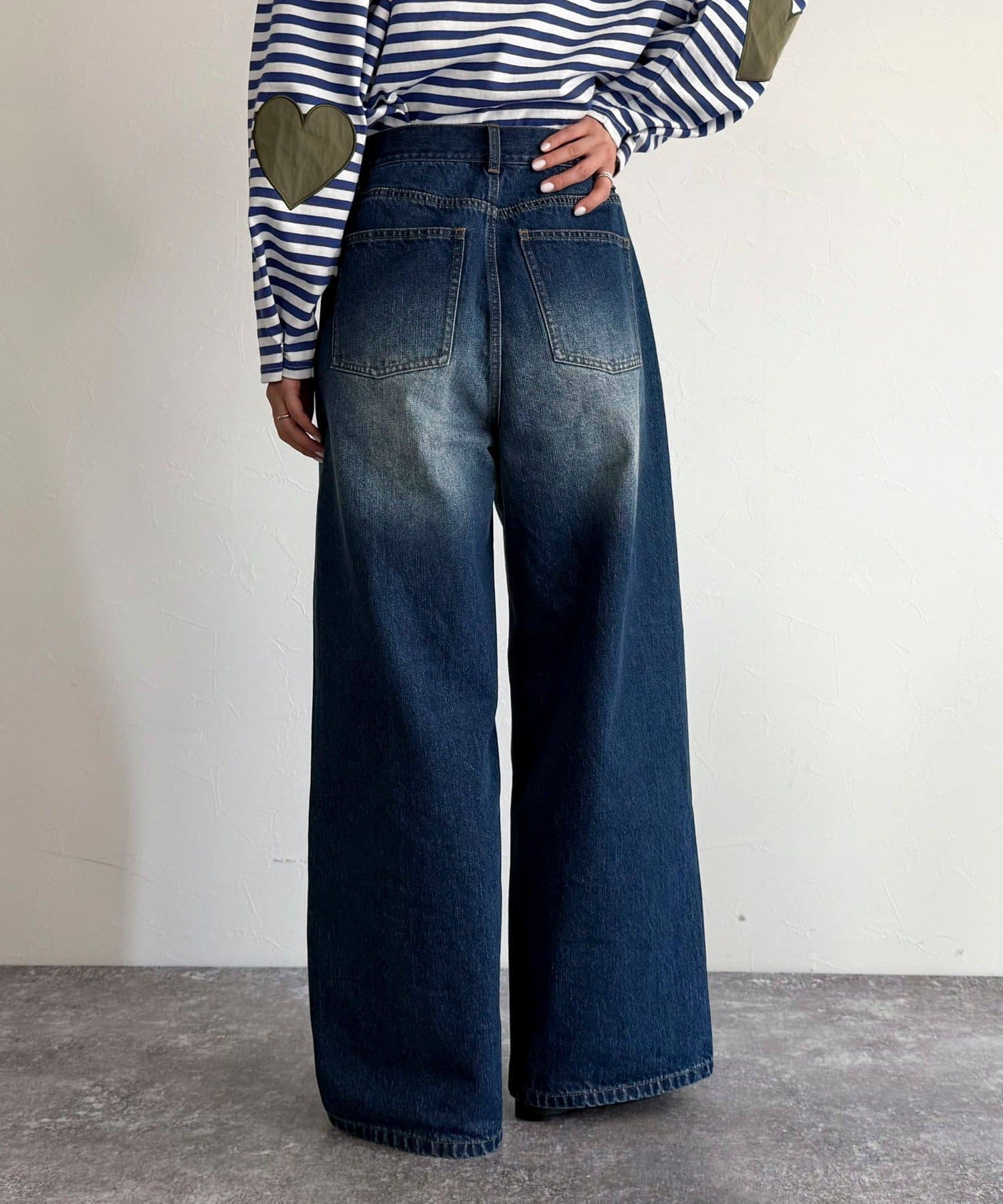 FREDY & GLOSTER(フレディ アンド グロスター) ルーズストレートデニムパンツ
