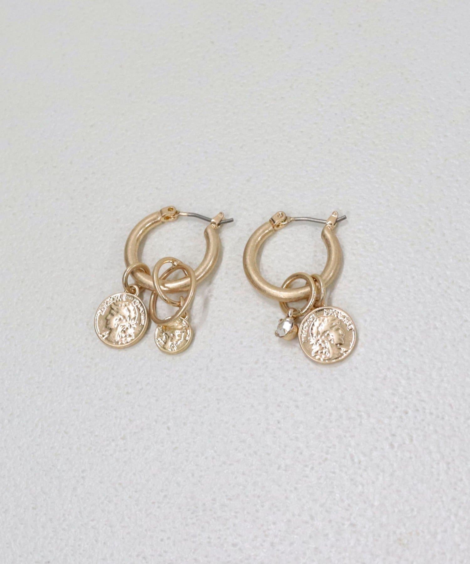 FREDY & GLOSTER(フレディ アンド グロスター) アシメコインリングピアス