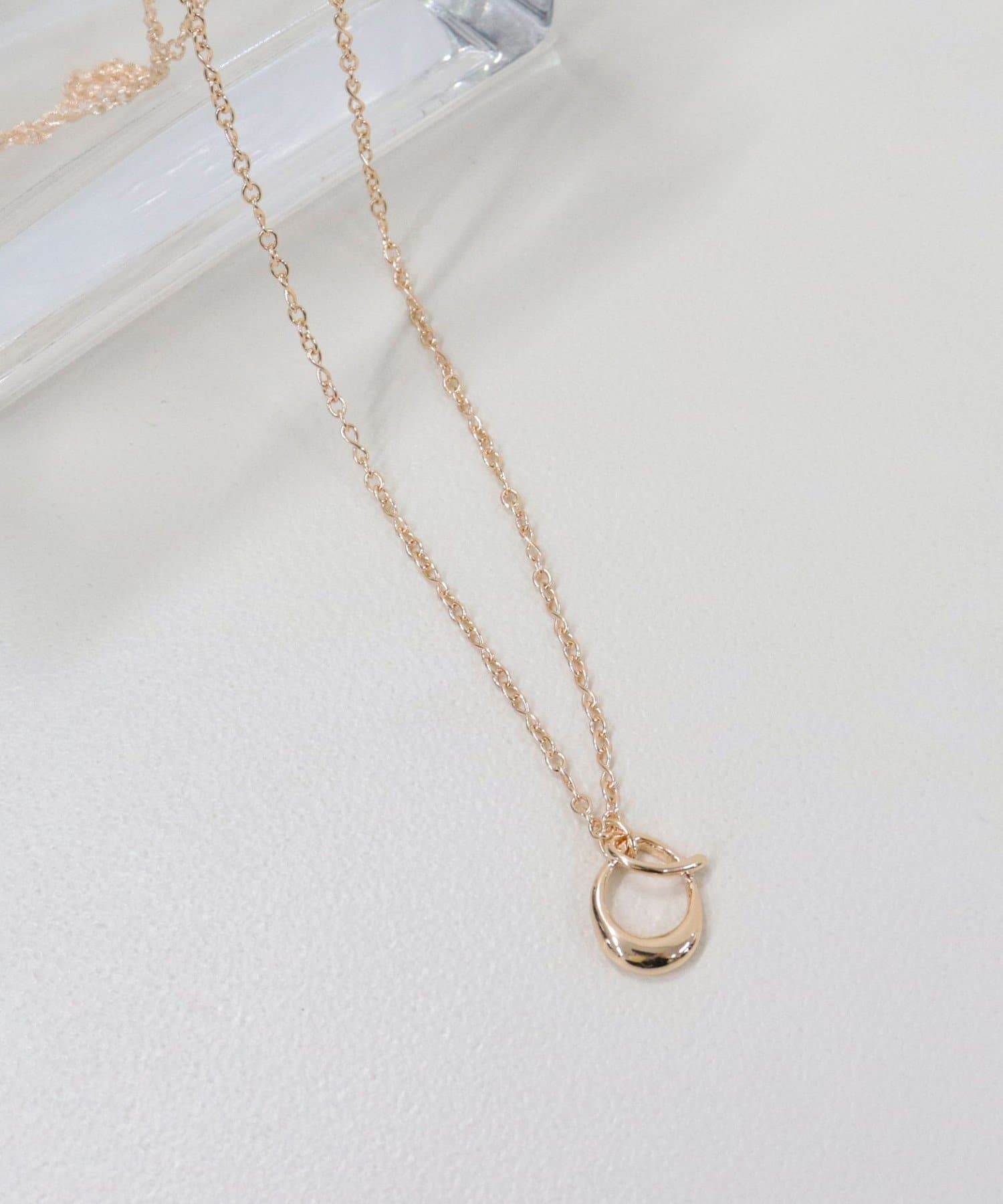 ◇fredy emue◇【2025 SS】ニュアンス感のあるOモチーフがポイントのロングネックレス●point・Oモチーフがアクセントとなったロングネックレスです・シンプルながらも程よい存在感のモチー