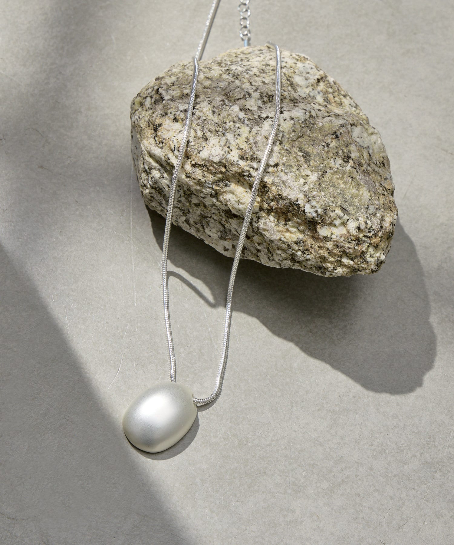 Lattice(ラティス) ニュアンスメタルネックレス