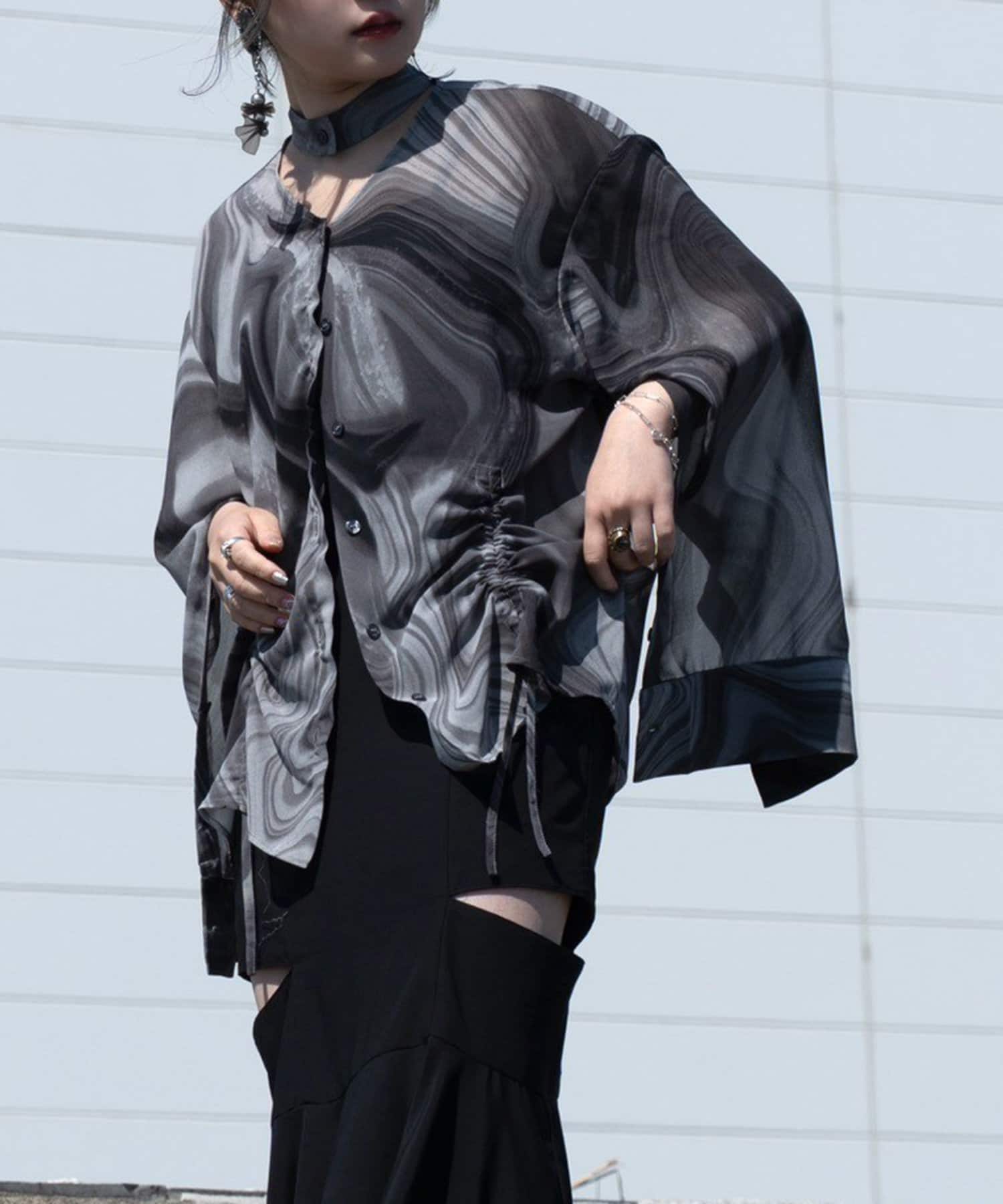 【Mavie..7】 袖スリットシアーシャツ ブラック Mavie..7】袖スリットシアーシャツ | Remind me and forever