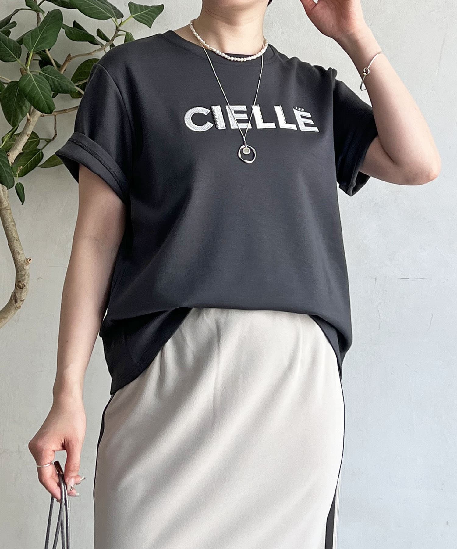 un dix cors(アンディコール) 刺繍ロゴTEE