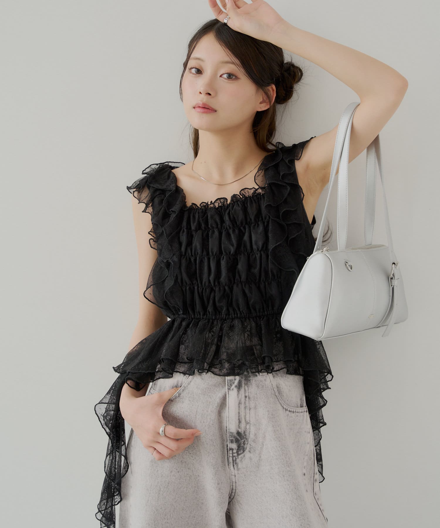 Chico(チコ) 【7色展開】レースドロップフリルシャーリングブラウス