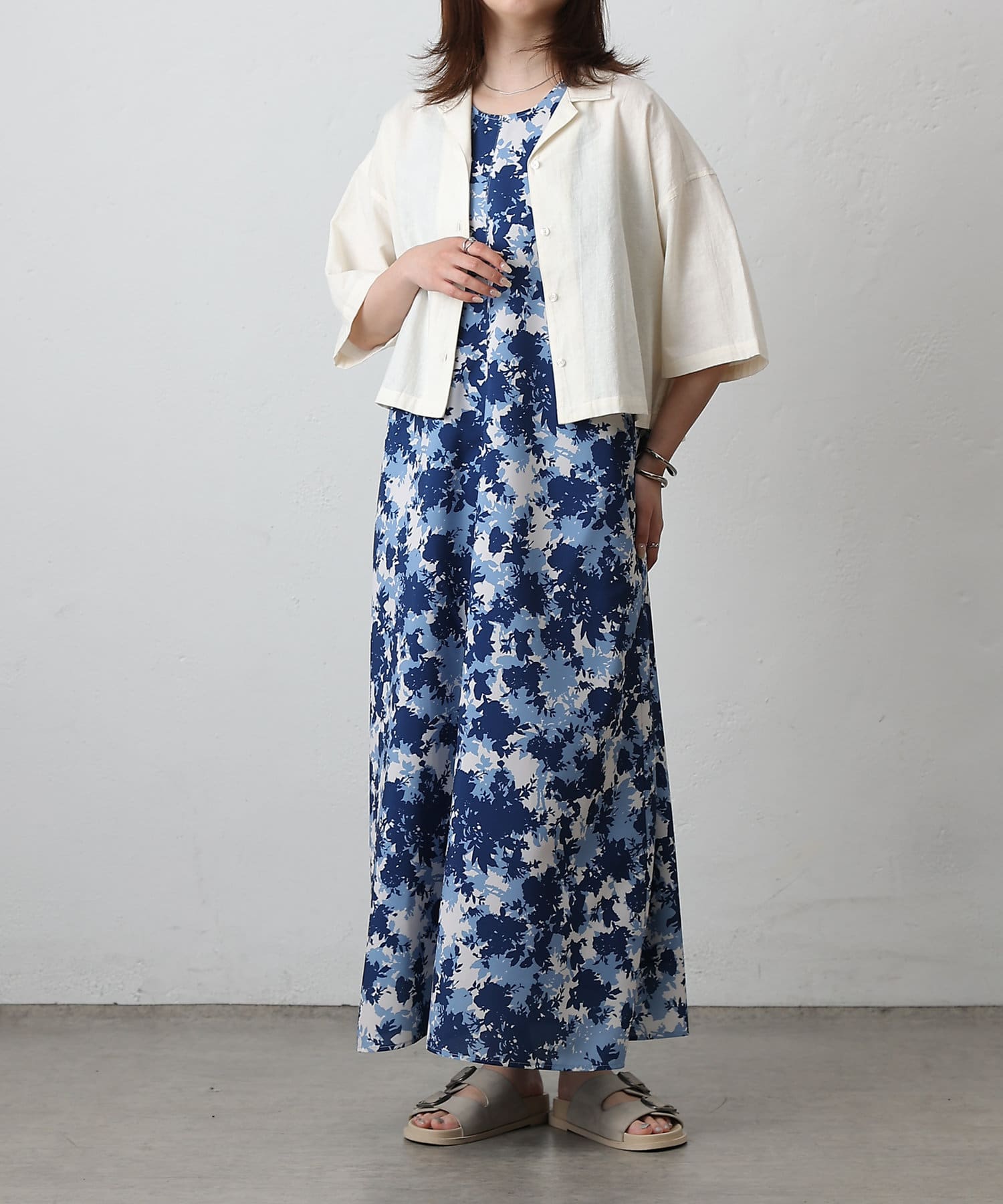 ワンピース35 フロントタックIラインワンピース【洗濯機洗い可/防シワ