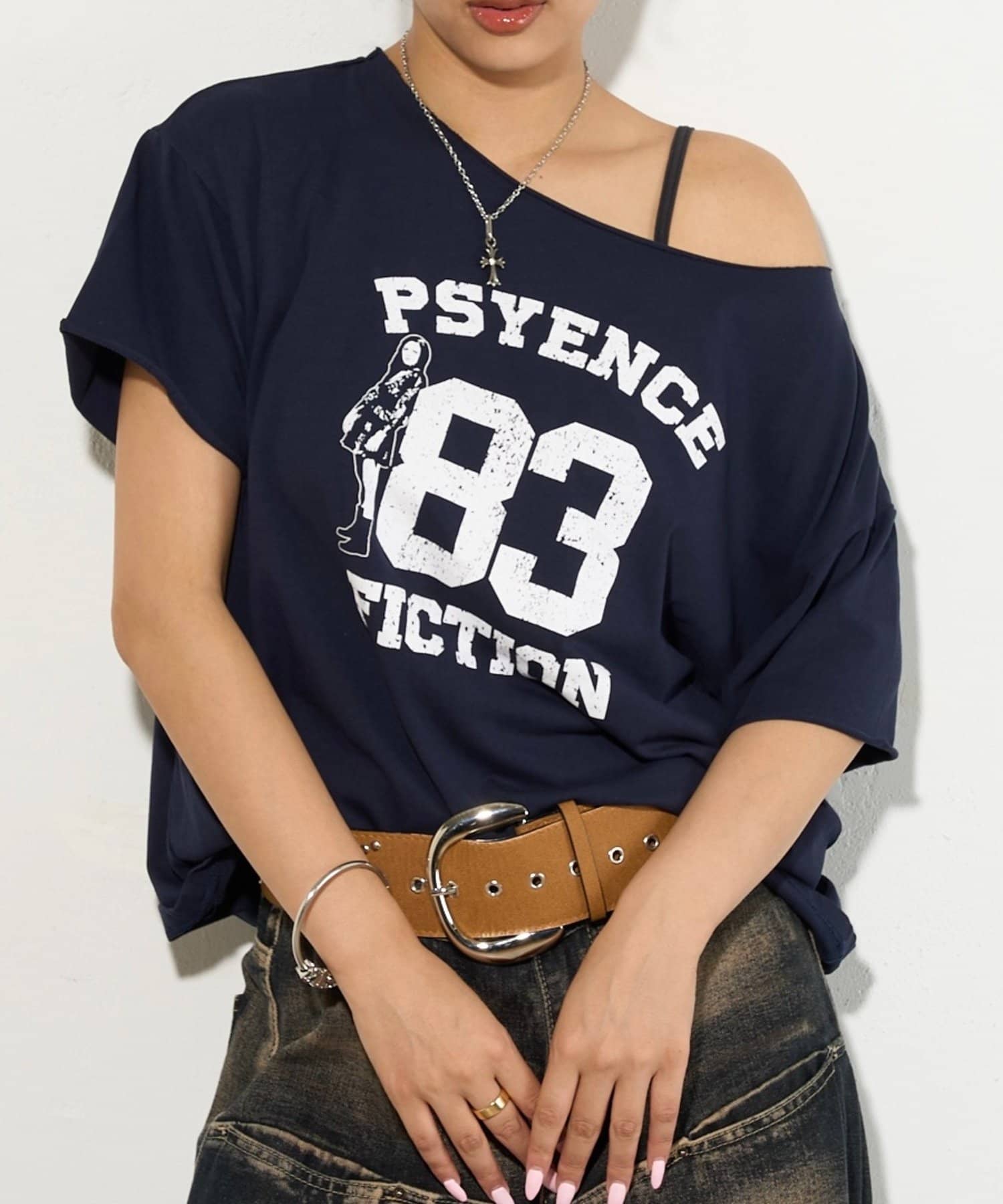 WHO’S WHO gallery(フーズフーギャラリー) 【新色追加】エリオットオフショルTEE