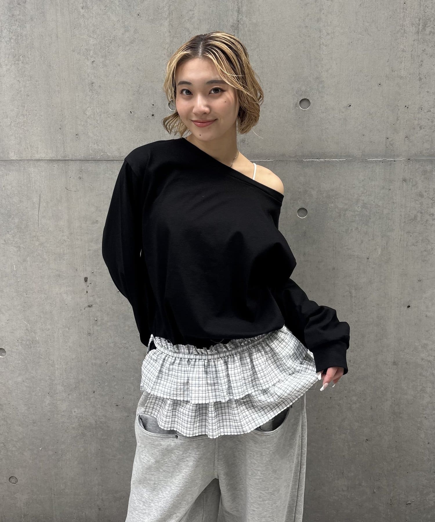 WHO’S WHO gallery(フーズフーギャラリー) 【 WEB限定】オフショルビッグロンT