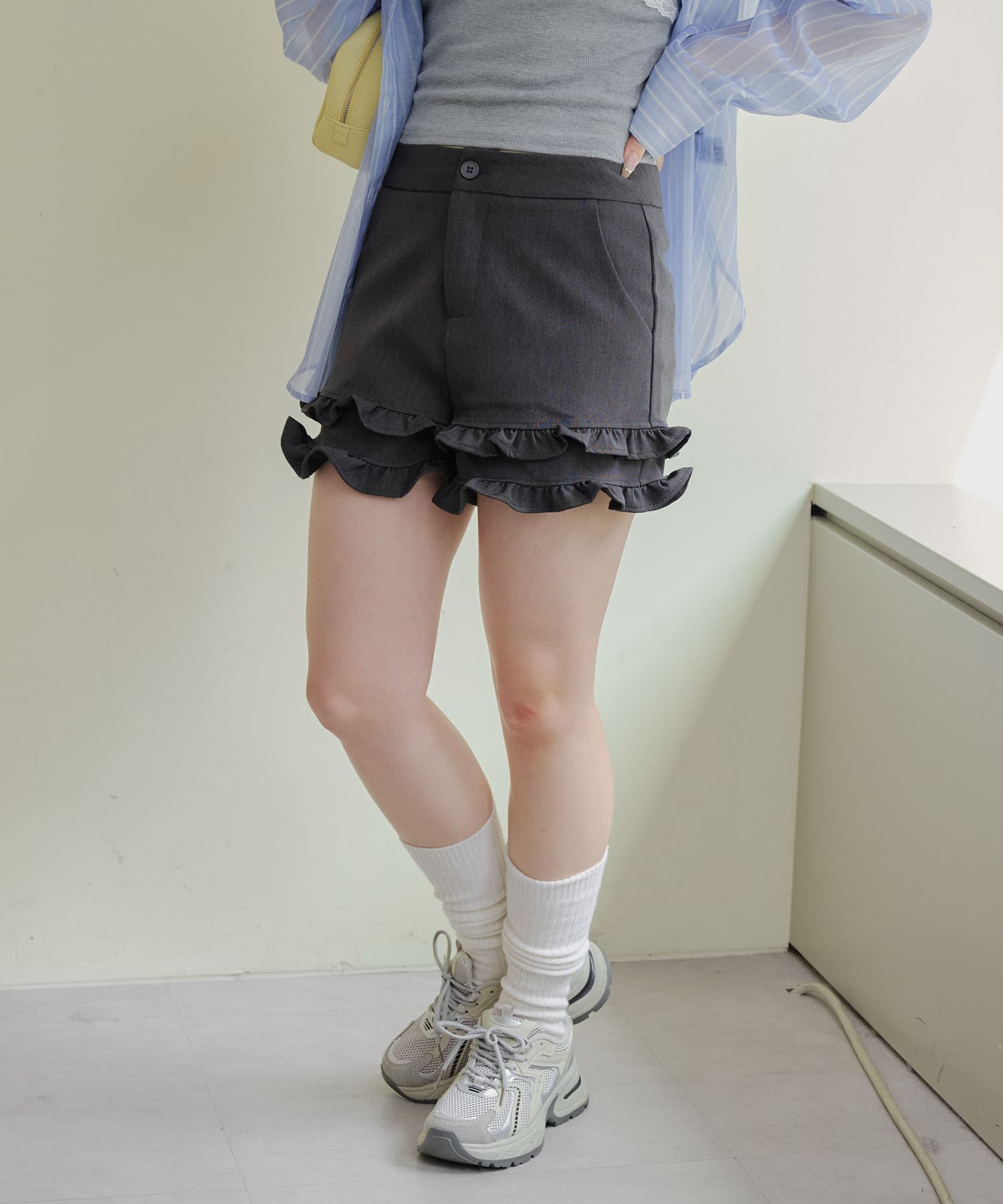 RMAF】フリフリショートパンツ | NICE CLAUP / OLIVE des OLIVE