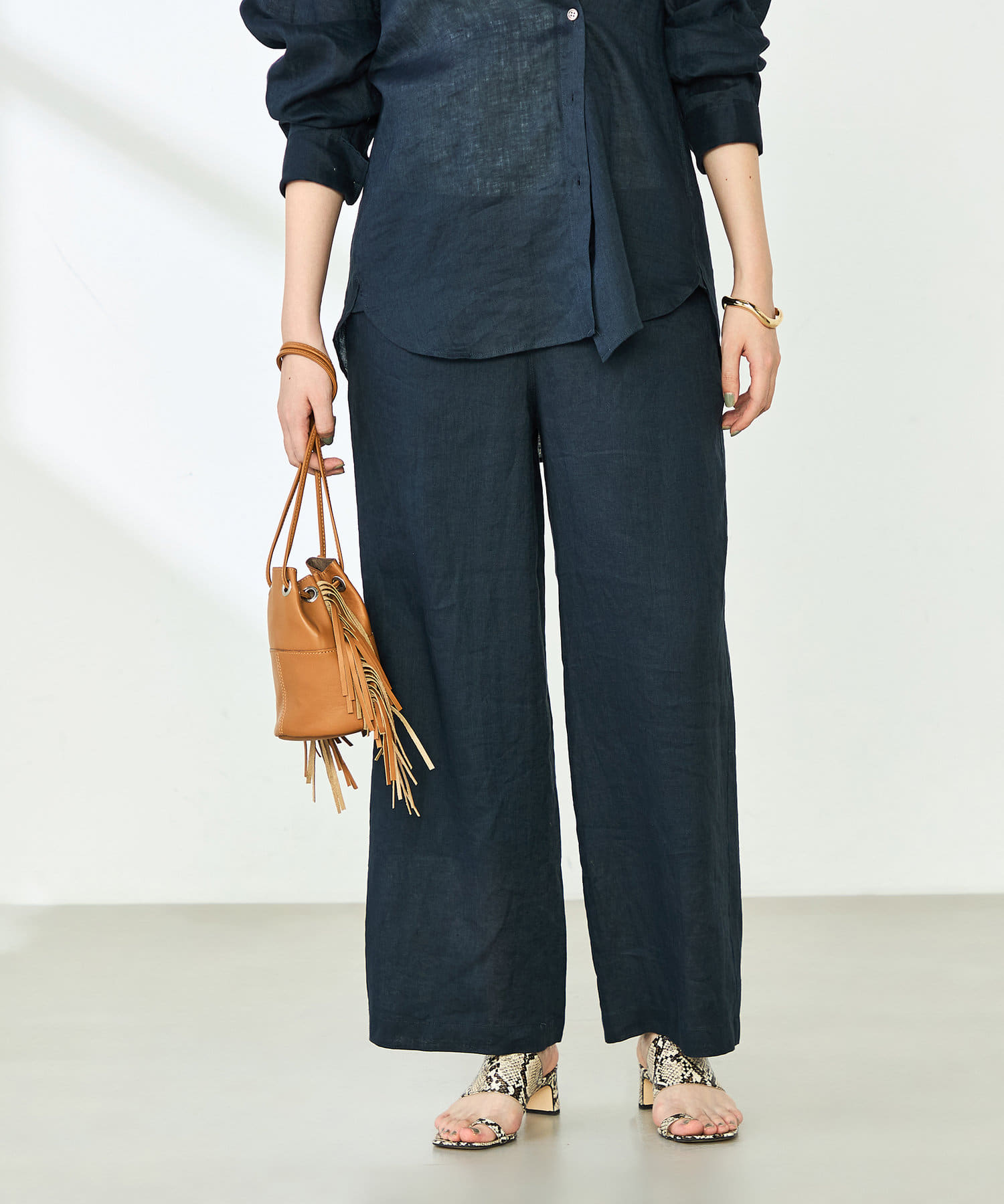 ◇25SS◇2nd NOLLEY'S◆Point・夏も快適に穿けるリネンのワイドパンツ・生地の段階で洗いをかけ、適度なハリコシ感を残しつつ、柔らかく仕上げた細番手のリネンを使用・吸汗/速乾の
