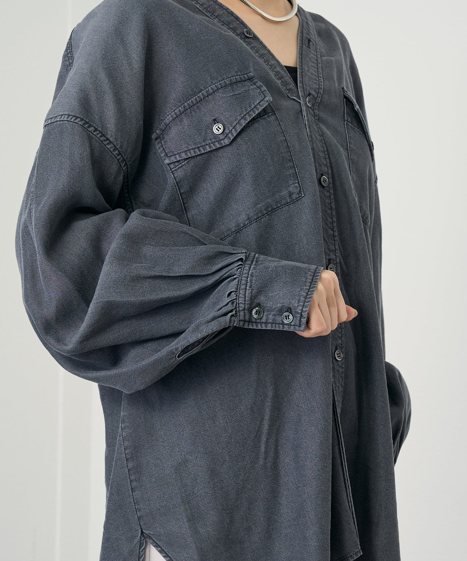 LOUNGEDRESS(ラウンジドレス) カラーレスデニムシャツ