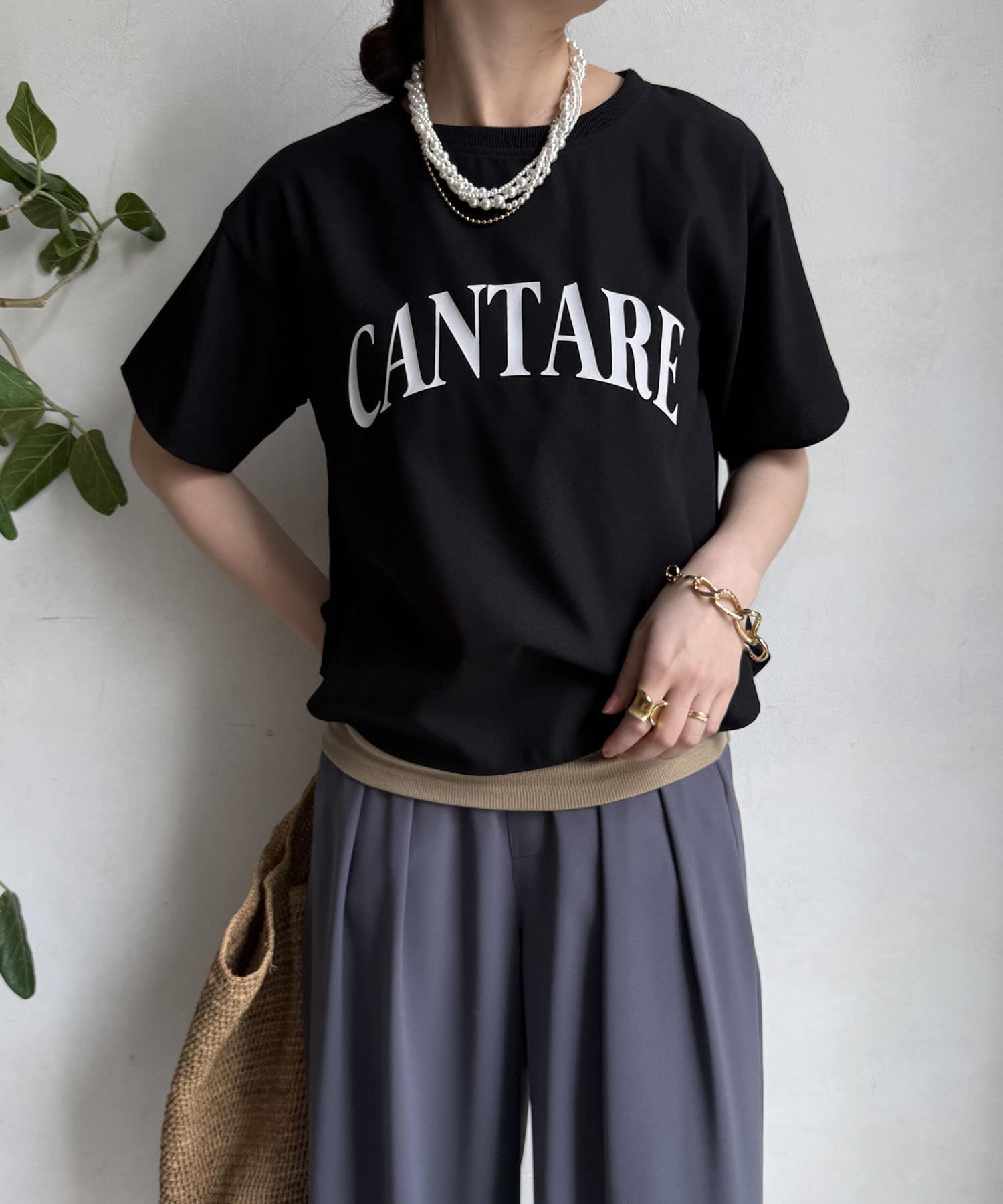 doudou partenzaロゴプリントTEE