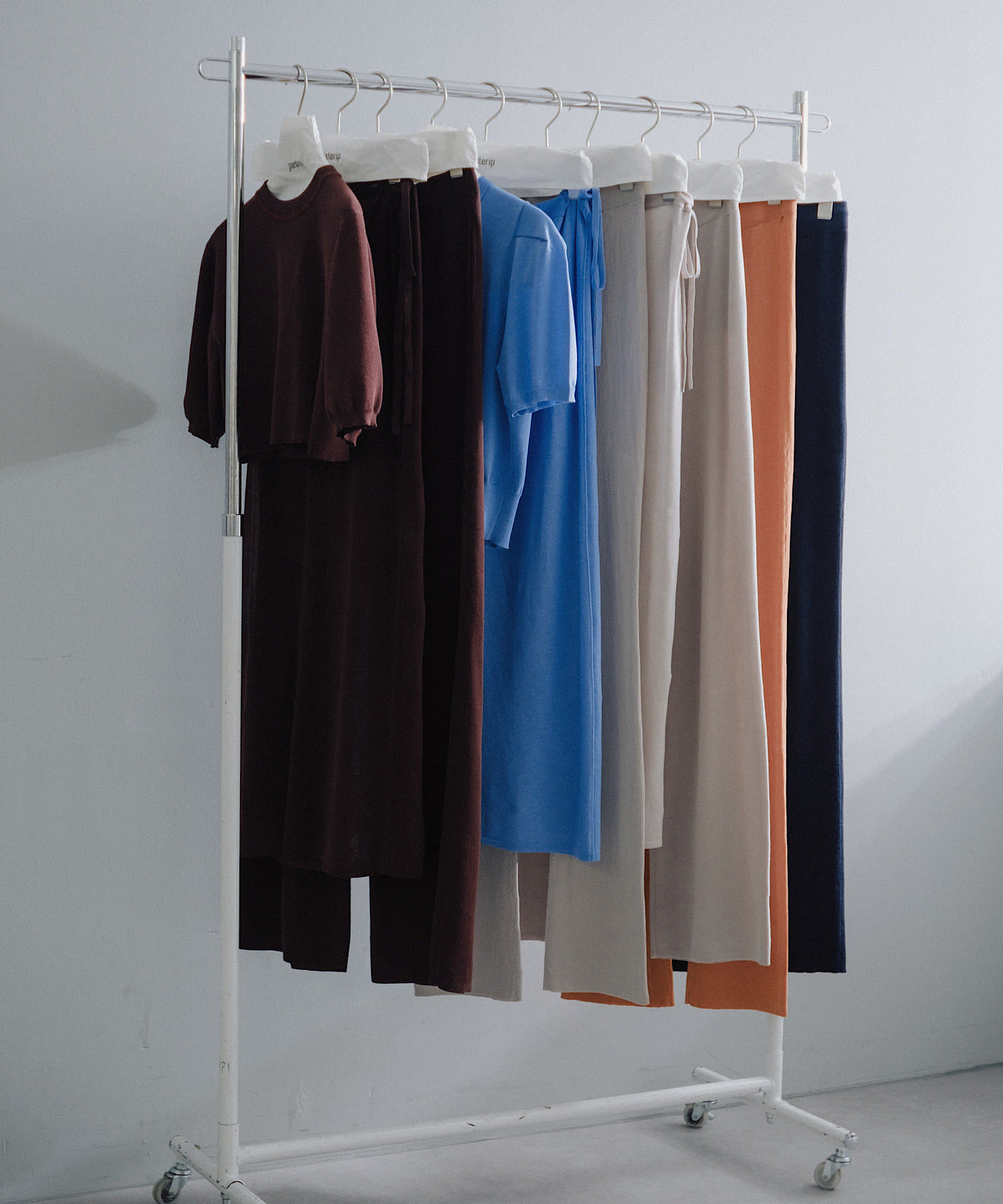 Pasterip(パセリ) Smoothly summer knit pants