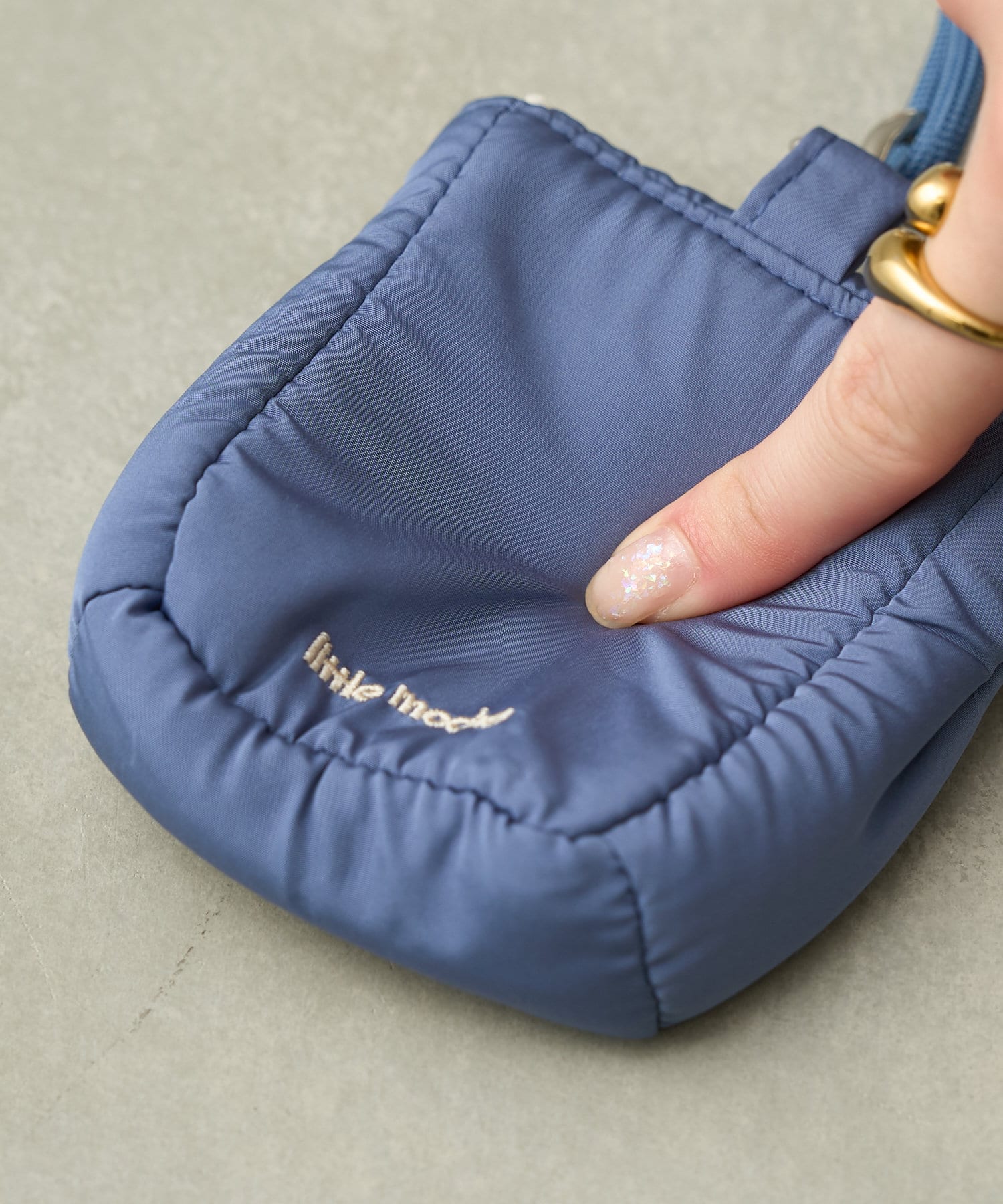 BIRTHDAY BAR(バースデイバー) リトルモカストラップミニポーチ