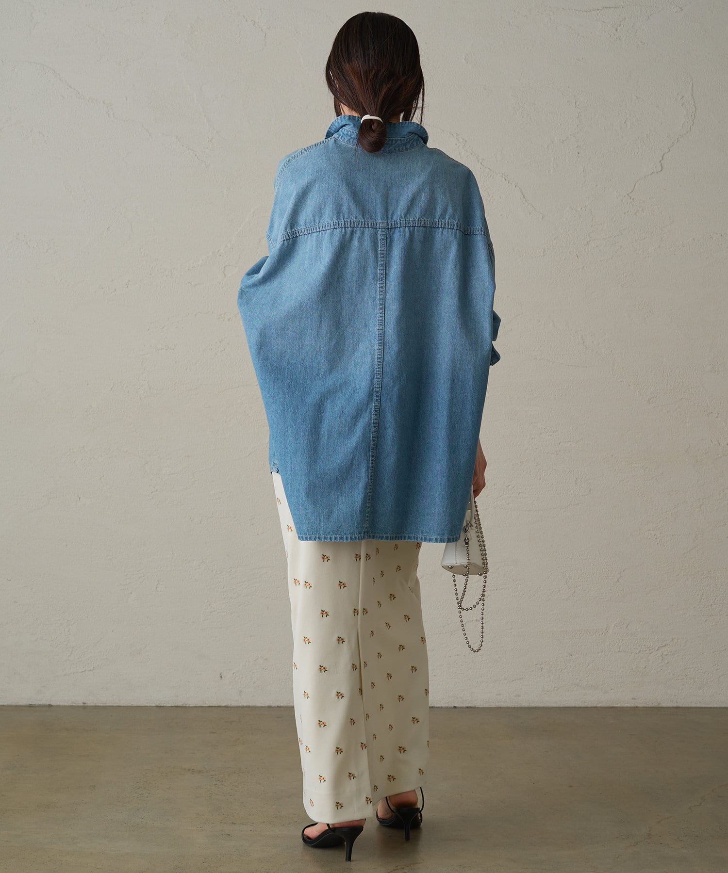 LOUNGEDRESS（ラウンジドレス）の「フラワー刺繍スカート