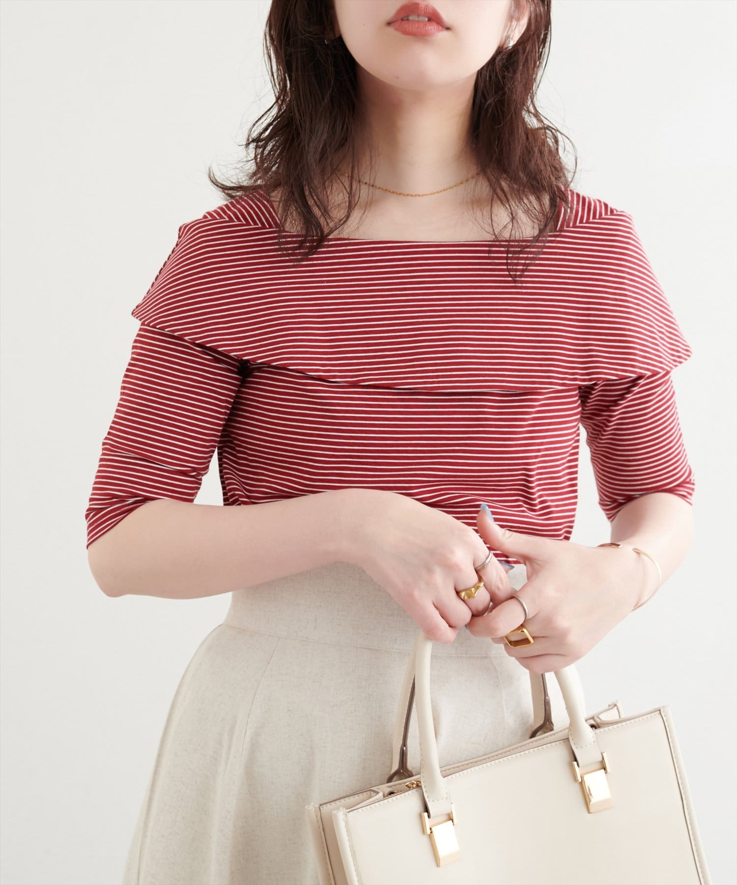 【2025SS natural couture】オフショルデザインカットソーTOPSWEB限定カラー：ネイビー / その他２■Designオフショルが苦手な人でも着やすいオフショル風トップス。オフショ