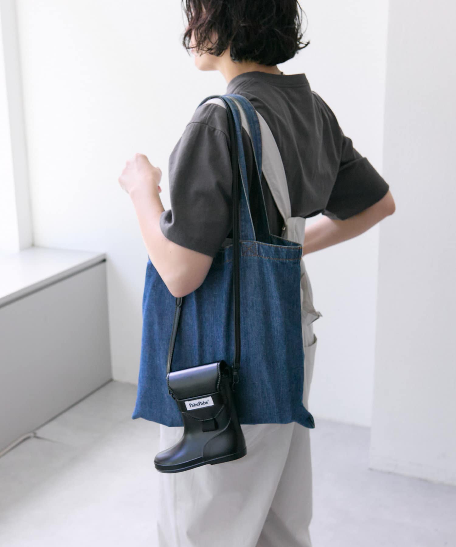 ear PAPILLONNER(イア パピヨネ) 【Pabe Pabe（パべパべ）】Rainboot phone bag/レインブーツ フォンバッグ