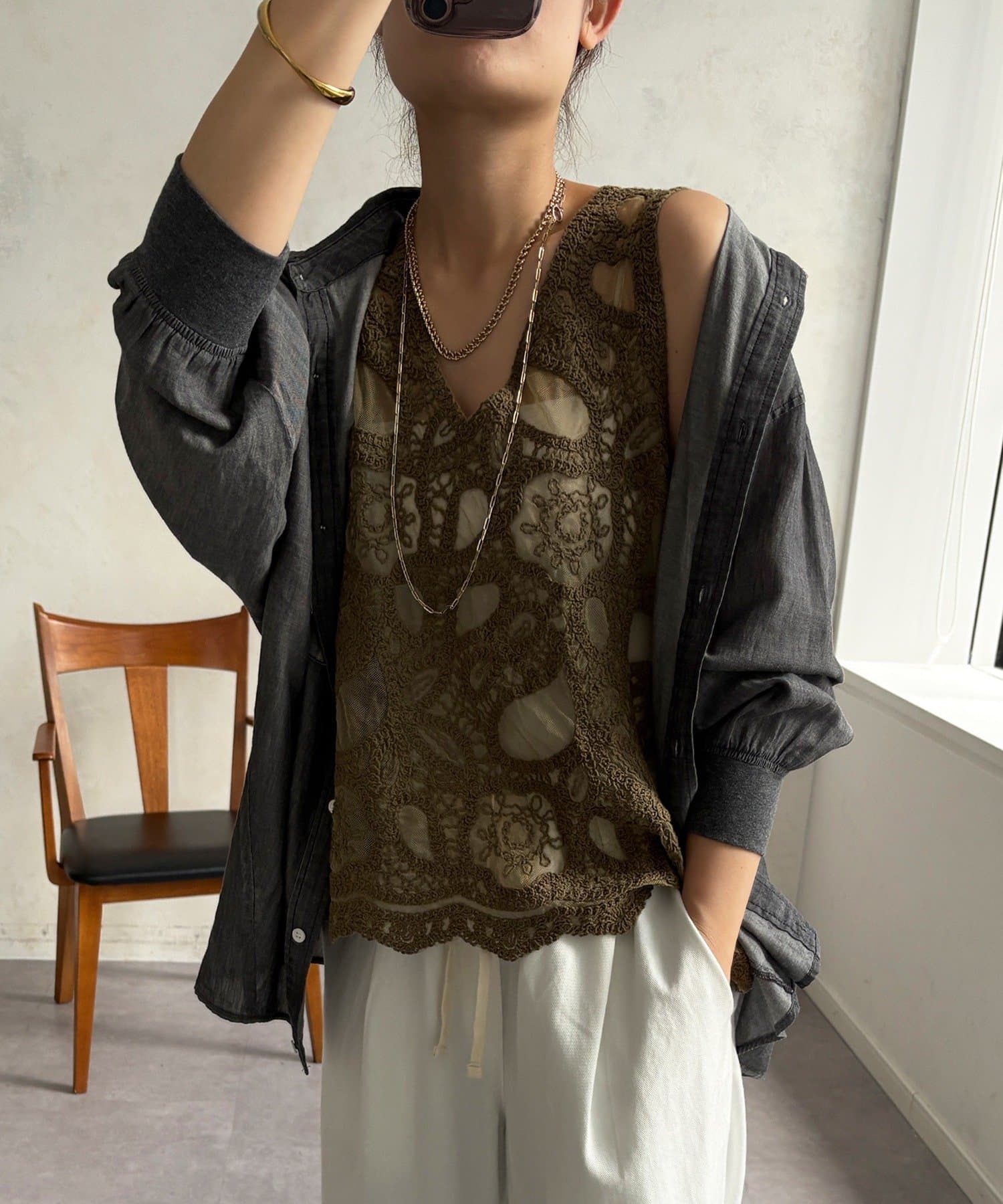 DOUDOU(ドゥドゥ) 刺繍前後2WAYレースタンク