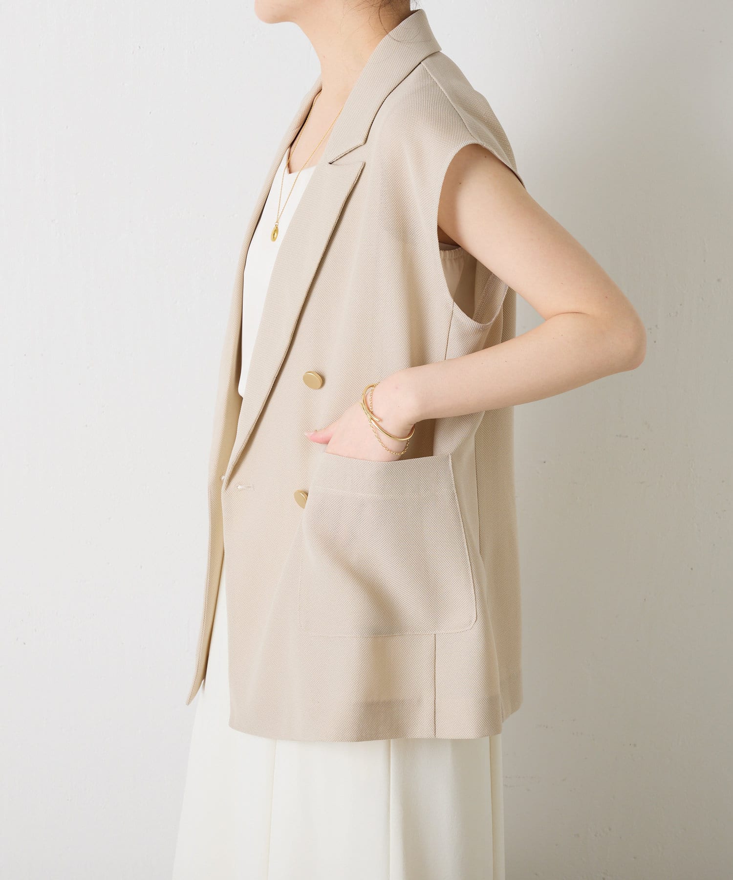 メッシュジレ　コラージュガリャルダガランテ　ベージュ　未使用 人気商品の新型】メッシュジレ | COLLAGE GALLARDAGALANTE