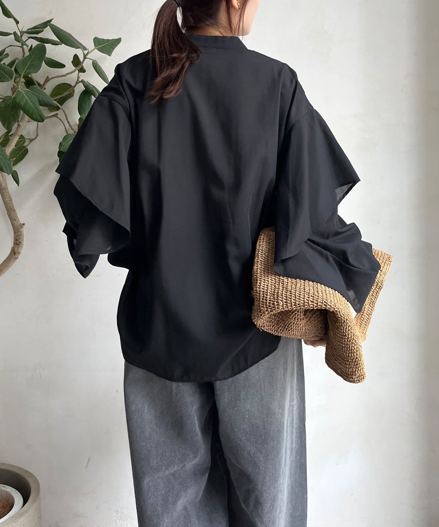 DOUDOU(ドゥドゥ) 【WEB限定】袖ラッフルフリルブラウス