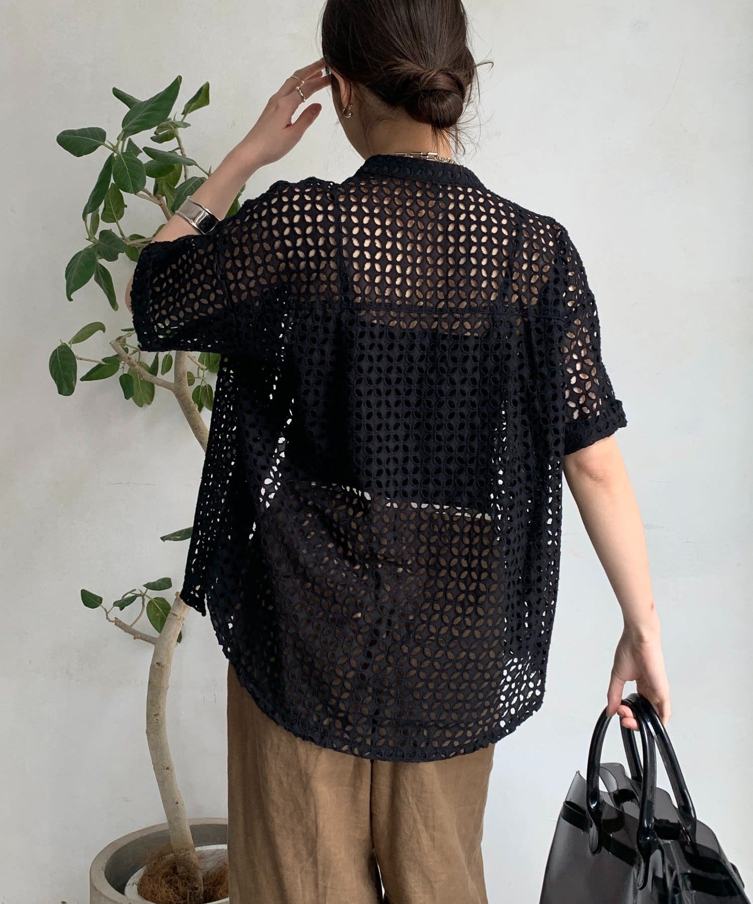 DOUDOU(ドゥドゥ) 【WEB限定】カットワークレースハーフスリーブシャツ