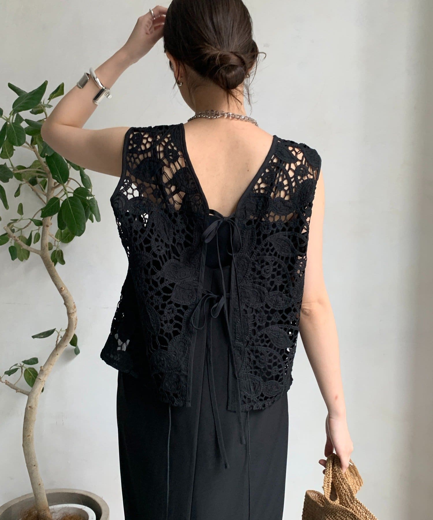 DOUDOU(ドゥドゥ) 【WEB限定】 ボタニカルレースノースリブラウス