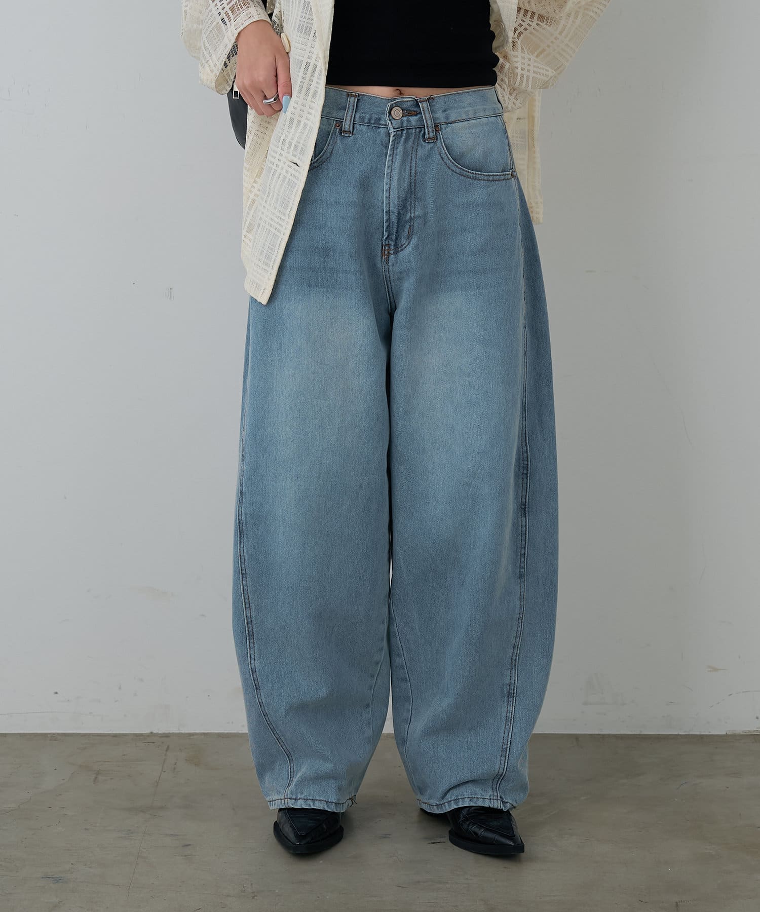 -goocy-(グーシー) 【トレンドシルエット】バレルレッグデニムパンツ