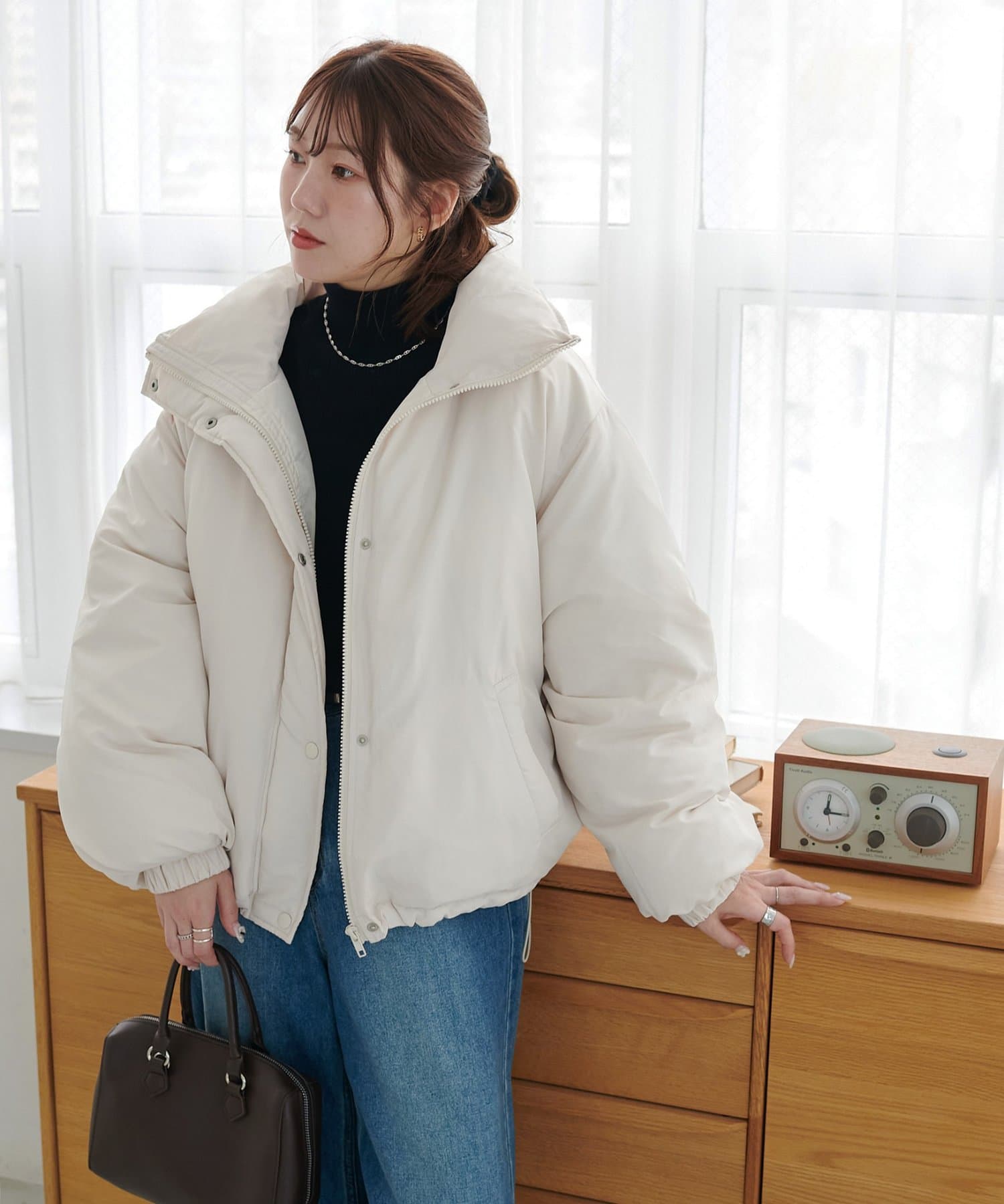 ya【新品】今期今季DISCOATディスコート機能中綿ショートダウンジャン 万能アウター/マフラーいらず◎/WEB限定】袖ボリュームショート