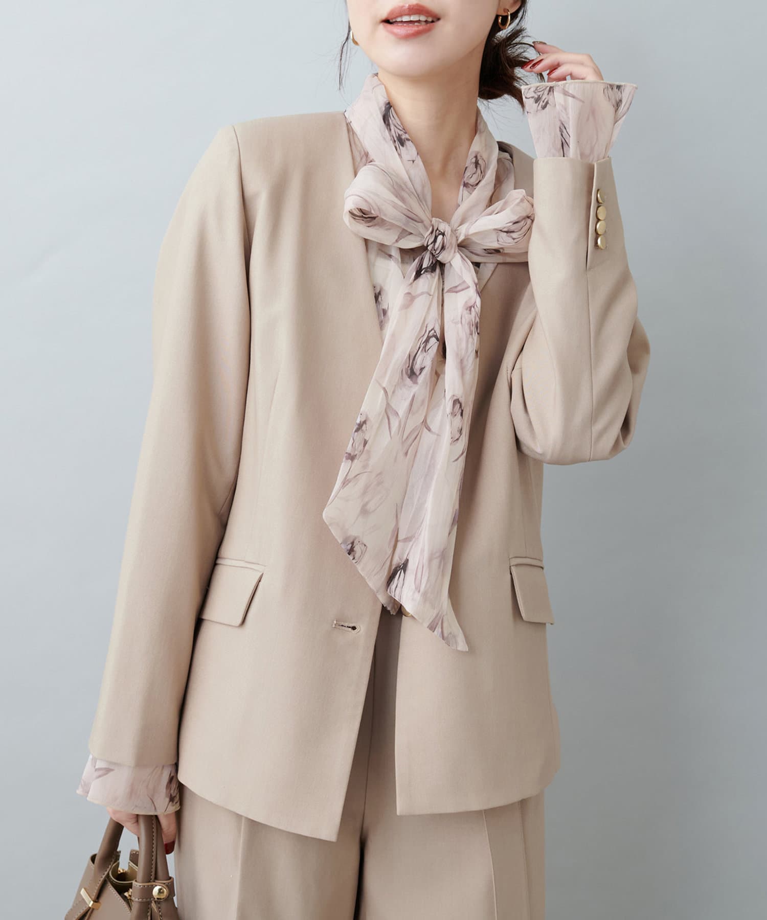 NICE CLAUP / OLIVE des OLIVE OUTLET(ナイスクラップ  / オリーブ デ オリーブ アウトレット) 【natural couture】薄金釦ノーカラージャケット