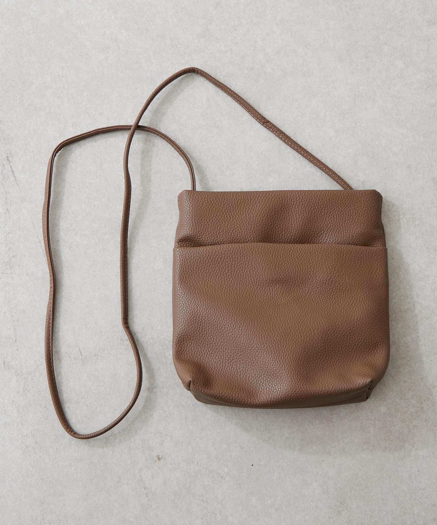 Remind me and forever(リマインドミーアンドフォーエバー) 【WEB限定】合皮ポケットショルダー