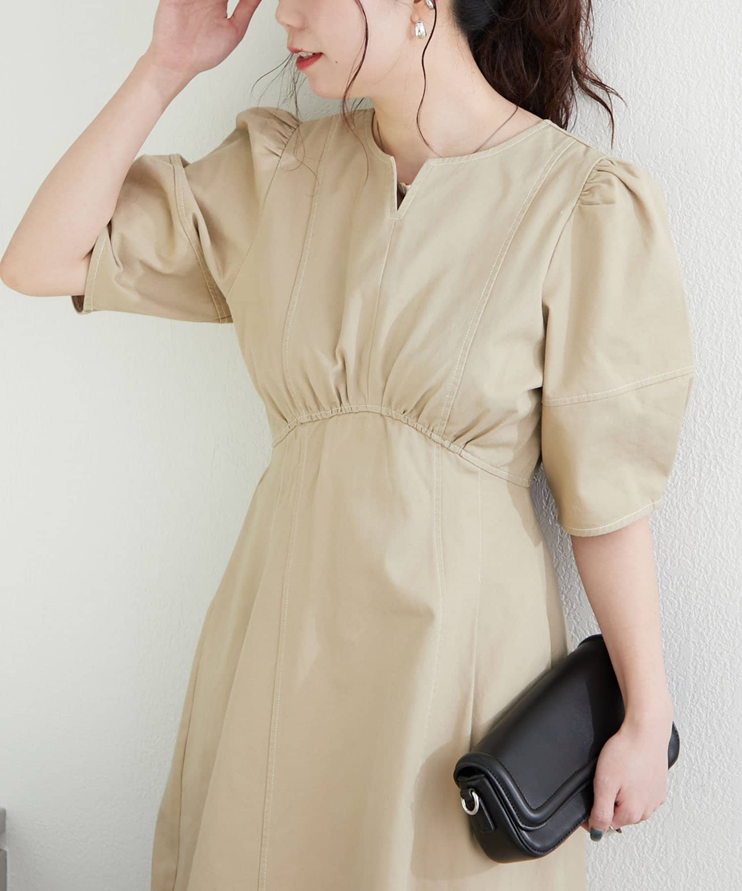 【2025　ANOTHER BRANCH OLIVE des OLIVE】◇一枚でレディなお出かけルックが完成するワンピース◇■デザイン・袖のボリューム感が二の腕周りをカバーしてくれる優秀な一枚・切り