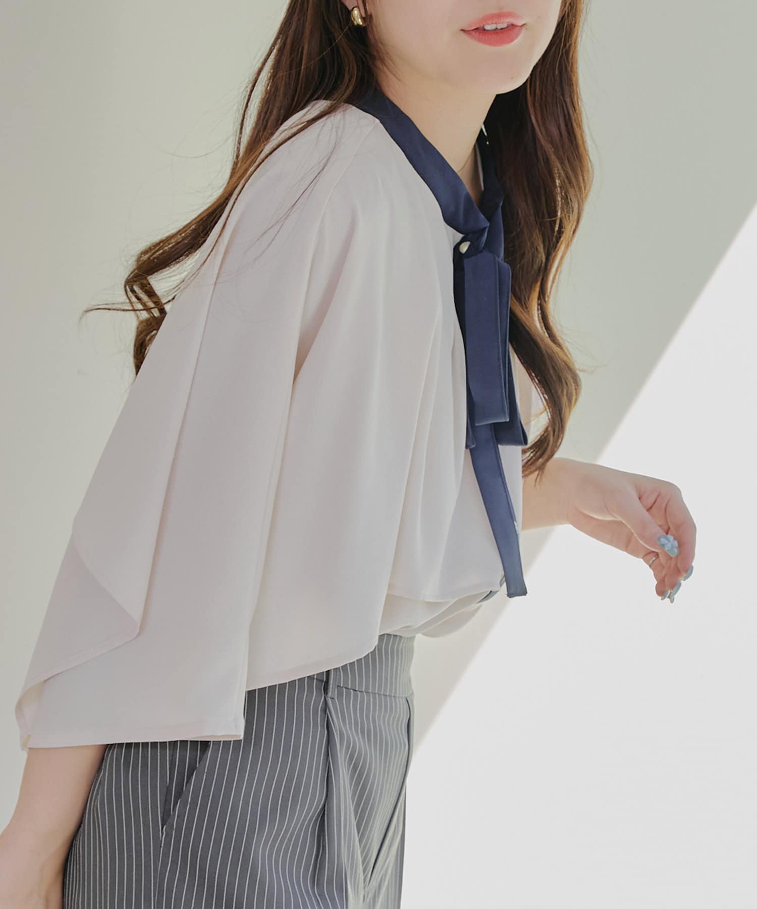 NICE CLAUP / OLIVE des OLIVE OUTLET(ナイスクラップ  / オリーブ デ オリーブ アウトレット) 【RMAF】【WEB限定】配色ケープボウタイブラウス