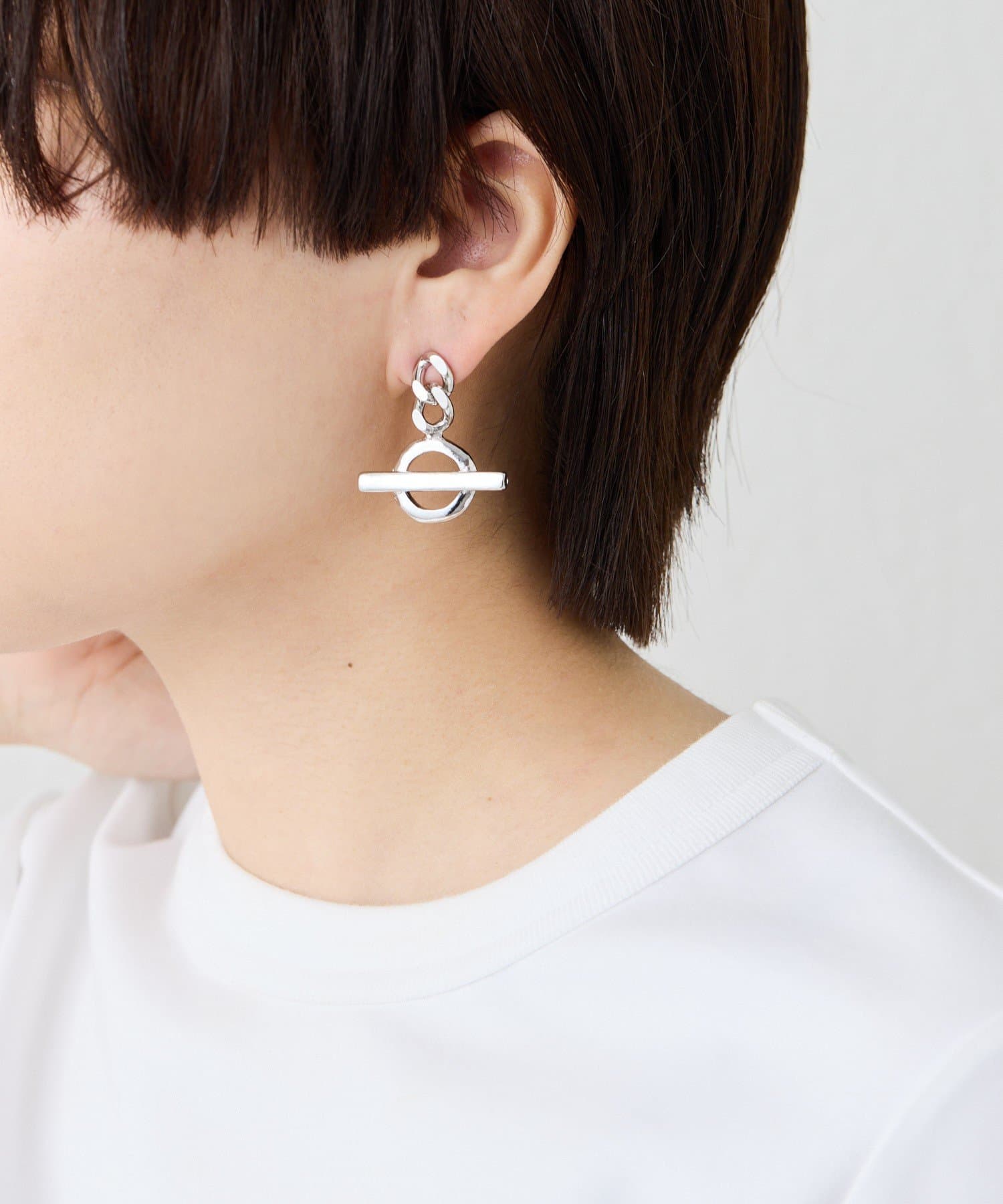 ear PAPILLONNER(イア パピヨネ) 【beq Pettina(ベック ペティーナ)】マンテルデザインチェーンピアス