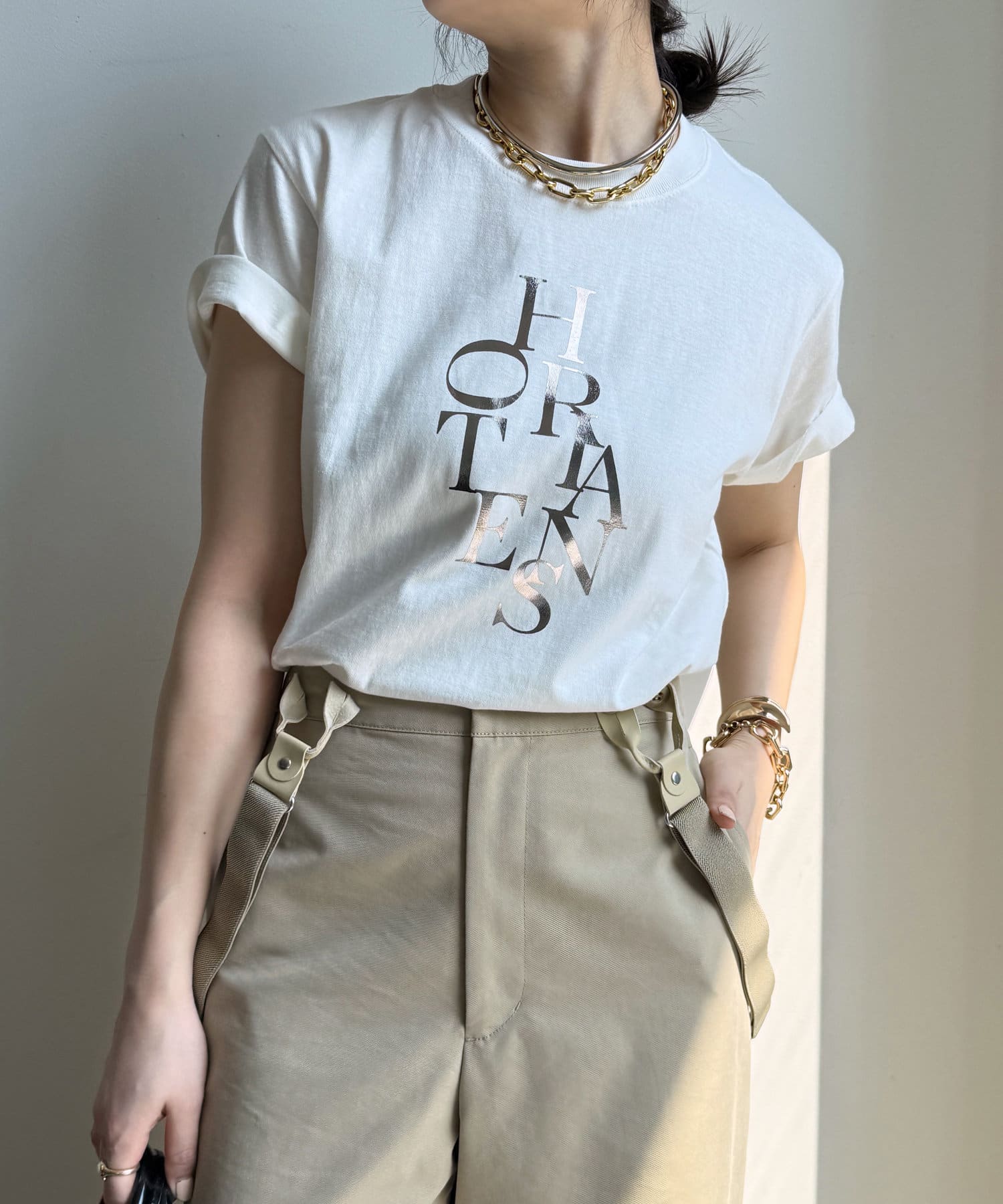 【新品】DouDou 透け感 ロゴプリントTシャツ Web完売品！ WEB限定】発泡プリントロゴTEE | DOUDOU(ドゥドゥ)レディース