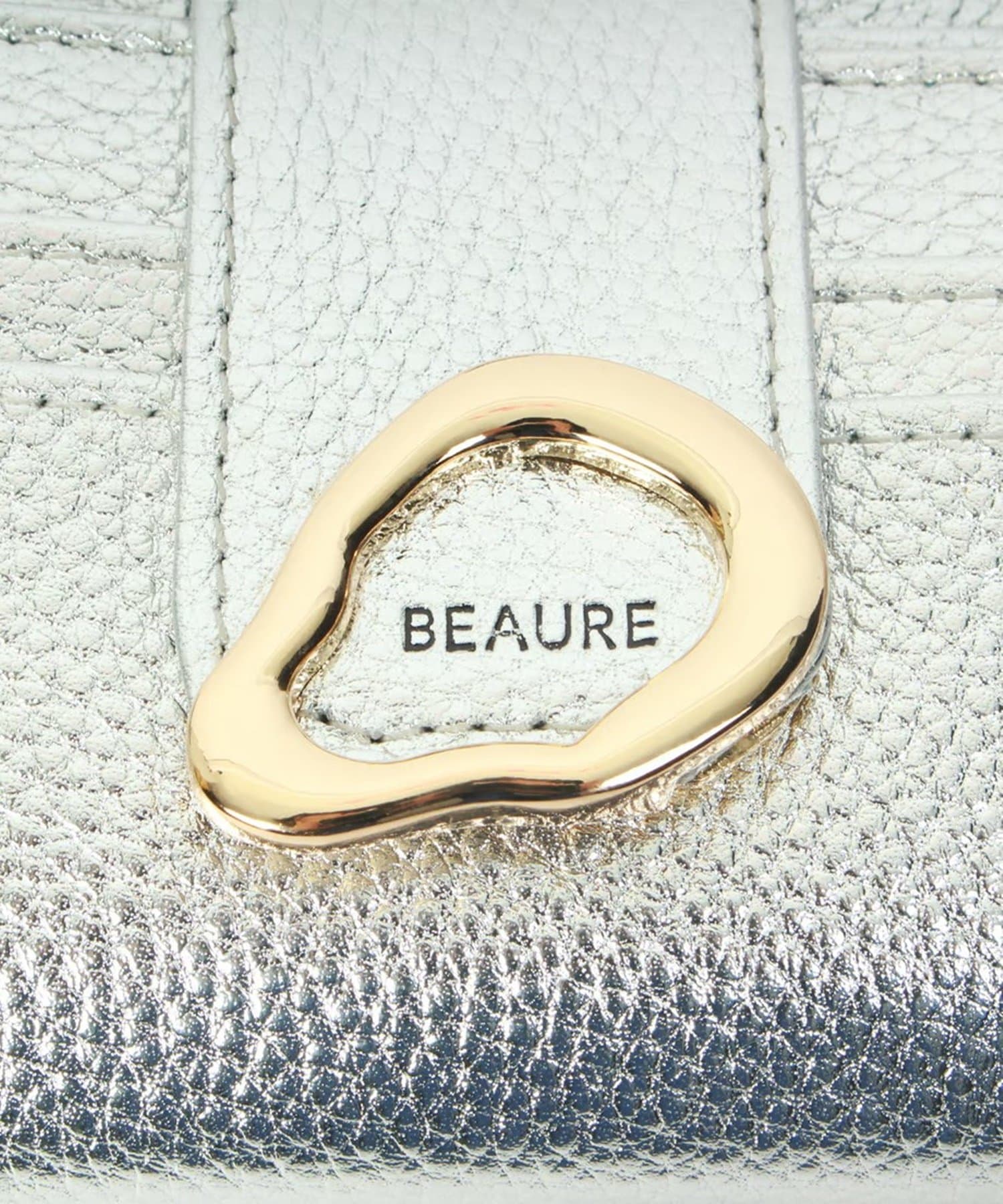 BIRTHDAY BAR(バースデイバー) 【BEAURE　ビュレ】カウレザー メタルモチーフ 二つ折り財布