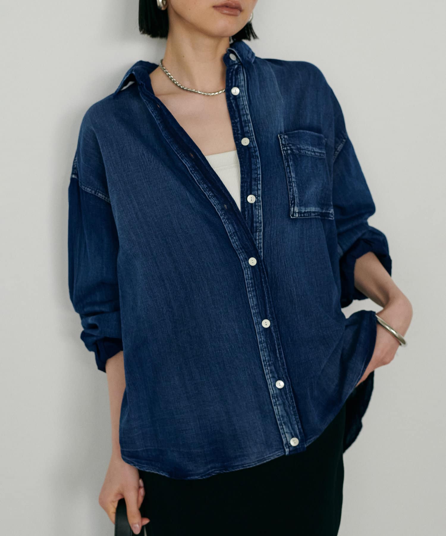 LARUTA(ラルータ) 【夏も着れるデニム】デニム風加工シャツ