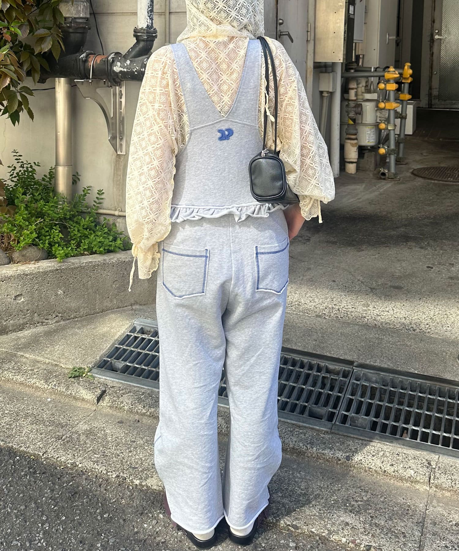 CIAOPANIC(チャオパニック) スウェットフリルサロペット