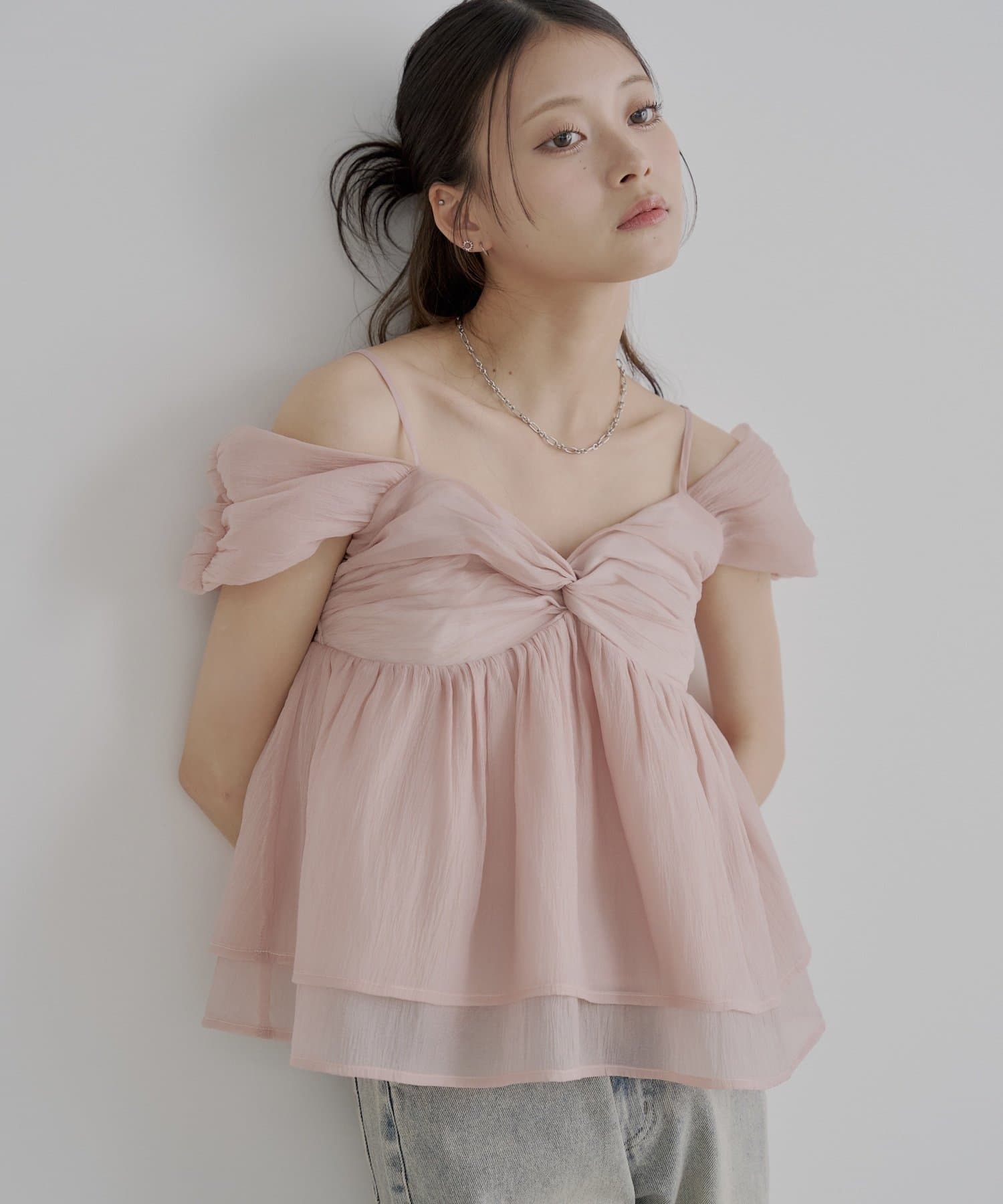 Chico(チコ) リボンデザインフレアオフショルブラウス