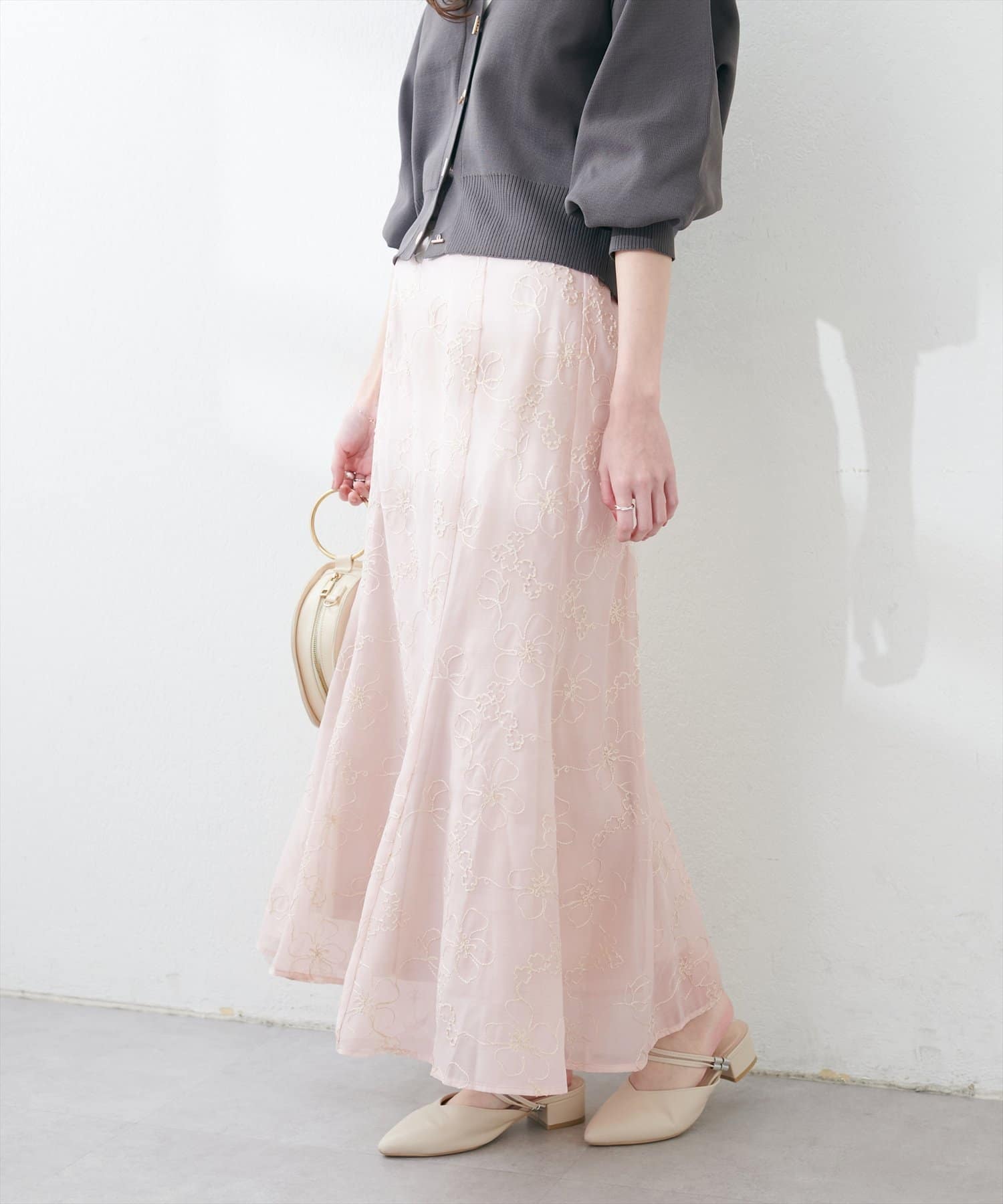 NICE CLAUP / OLIVE des OLIVE OUTLET(ナイスクラップ  / オリーブ デ オリーブ アウトレット) 【natural couture】オーガンジー刺繍カラースカート