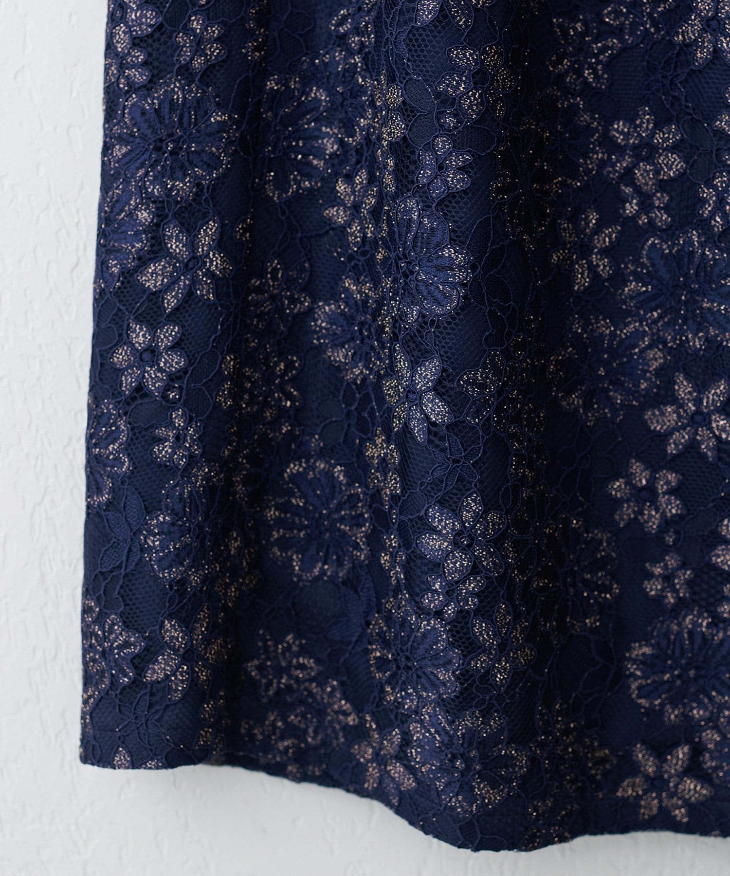 NICE CLAUP / OLIVE des OLIVE OUTLET(ナイスクラップ  / オリーブ デ オリーブ アウトレット) 【natural couture】ベルト付きラメレースナロースカート
