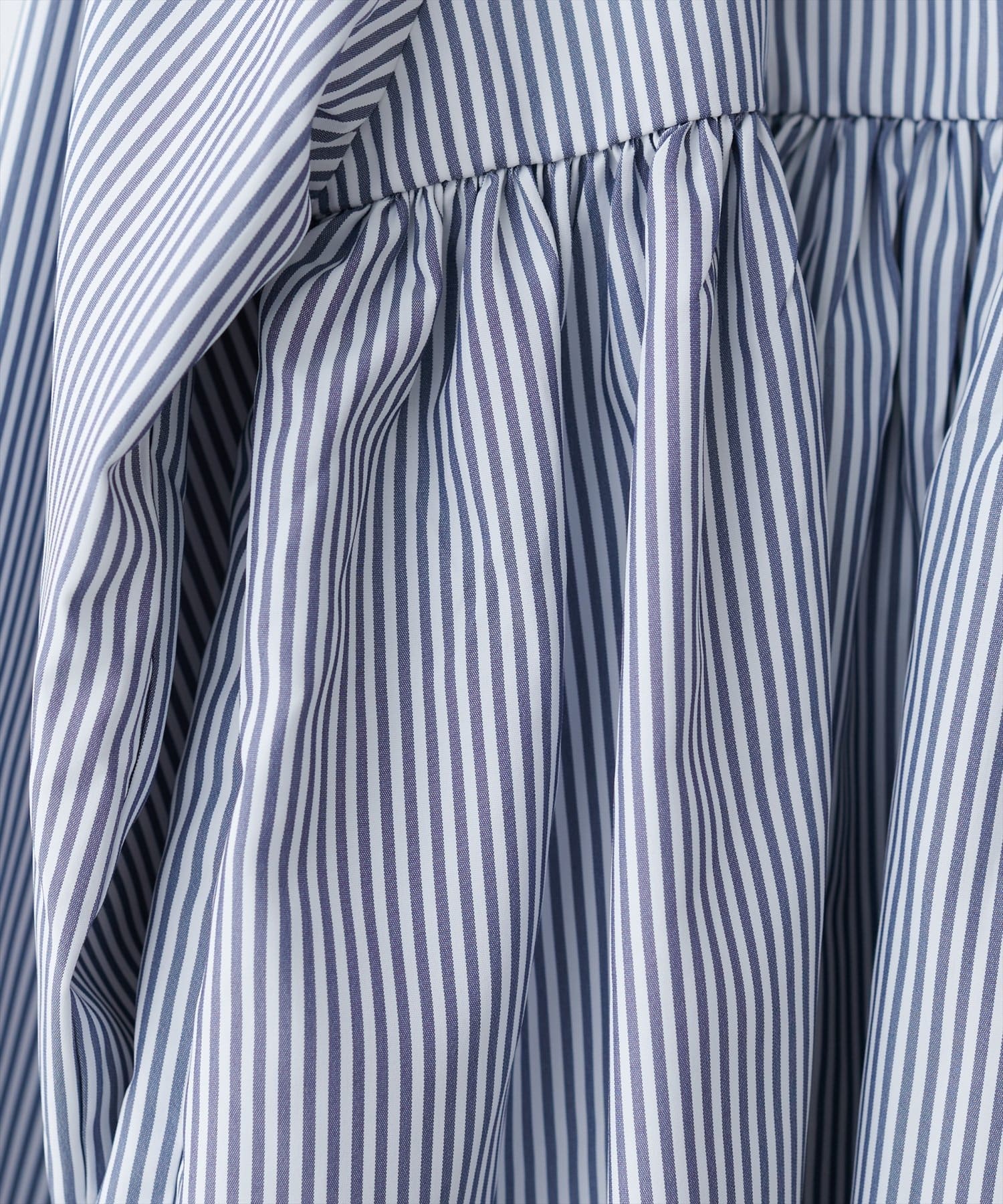 NICE CLAUP / OLIVE des OLIVE OUTLET(ナイスクラップ  / オリーブ デ オリーブ アウトレット) 【natural couture】ギャザーペプラムブラウス