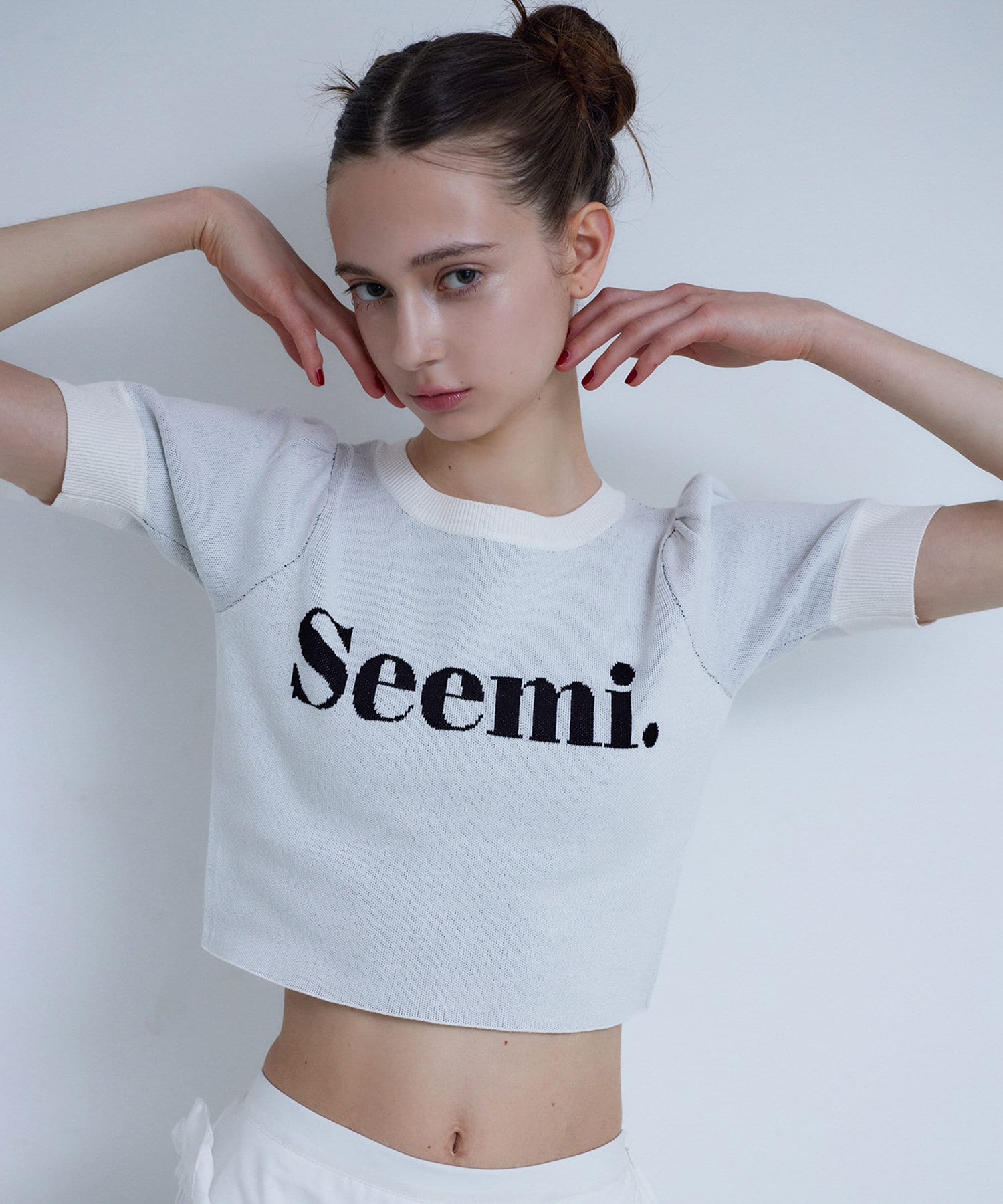 Seemi.by NICE CLAUP(シーミーバイナイスクラップ) 【Seemi. 】ロゴ入り半袖ニット